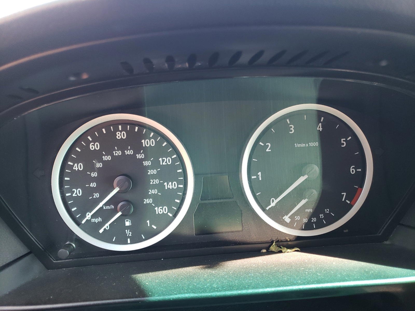 Photo 8 from auction – 2004 BMW 545 I with VIN WBANB33564B088391