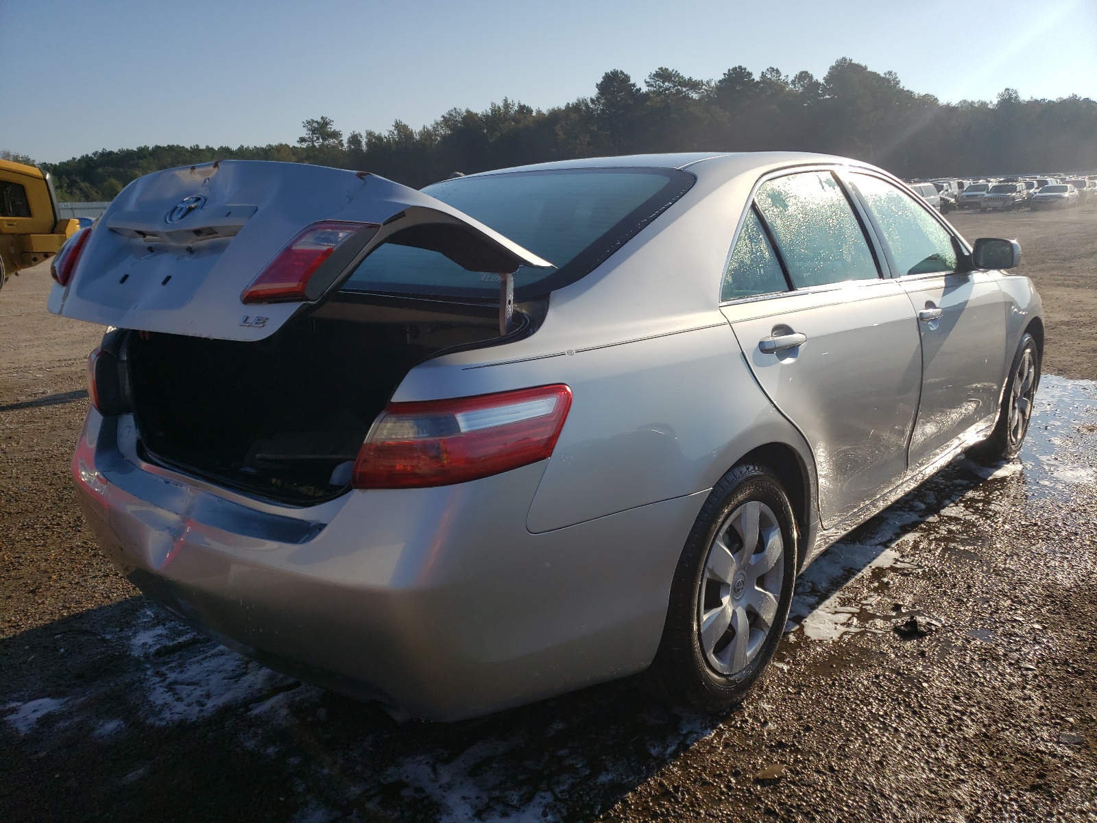 Photo 4 from auction – 2007 TOYOTA CAMRY with VIN 4T1BE46K87U182765
