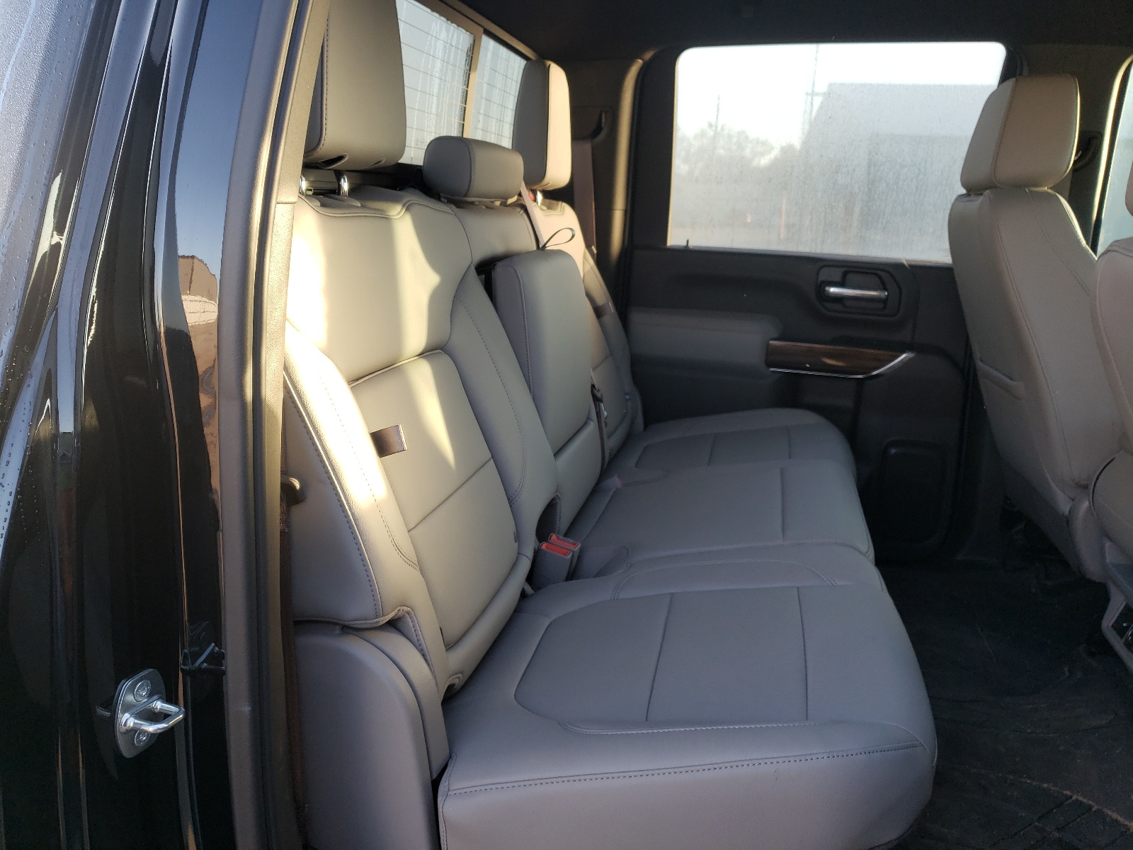 Photo 6 from auction – 2020 CHEVROLET SILVERADO with VIN 1GC4YNEY7LF333089