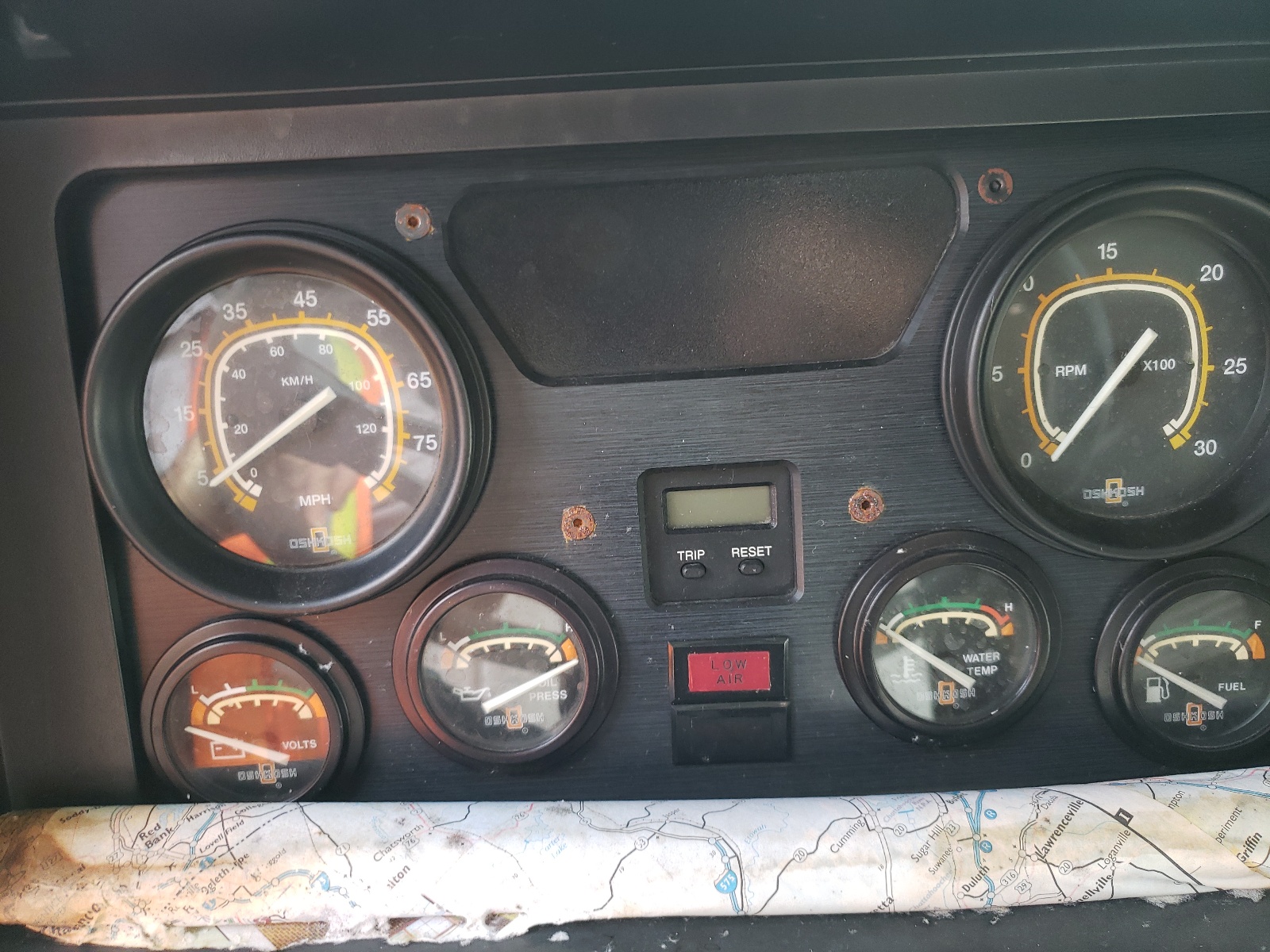 Photo 8 from auction – 1995 WINNEBAGO VECTRA with VIN 4CDR6BR14S2306119