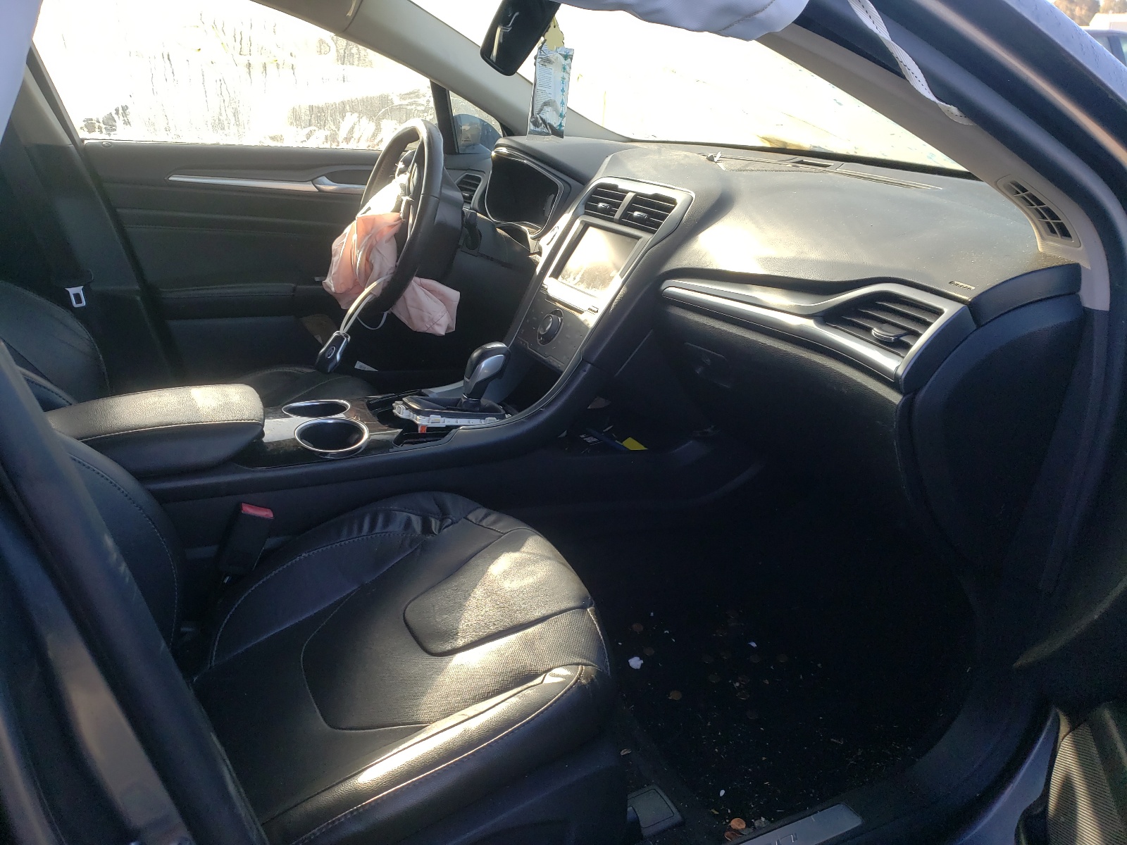 Photo 5 from auction – 2013 FORD FUSION TIT with VIN 3FA6P0RU4DR345071
