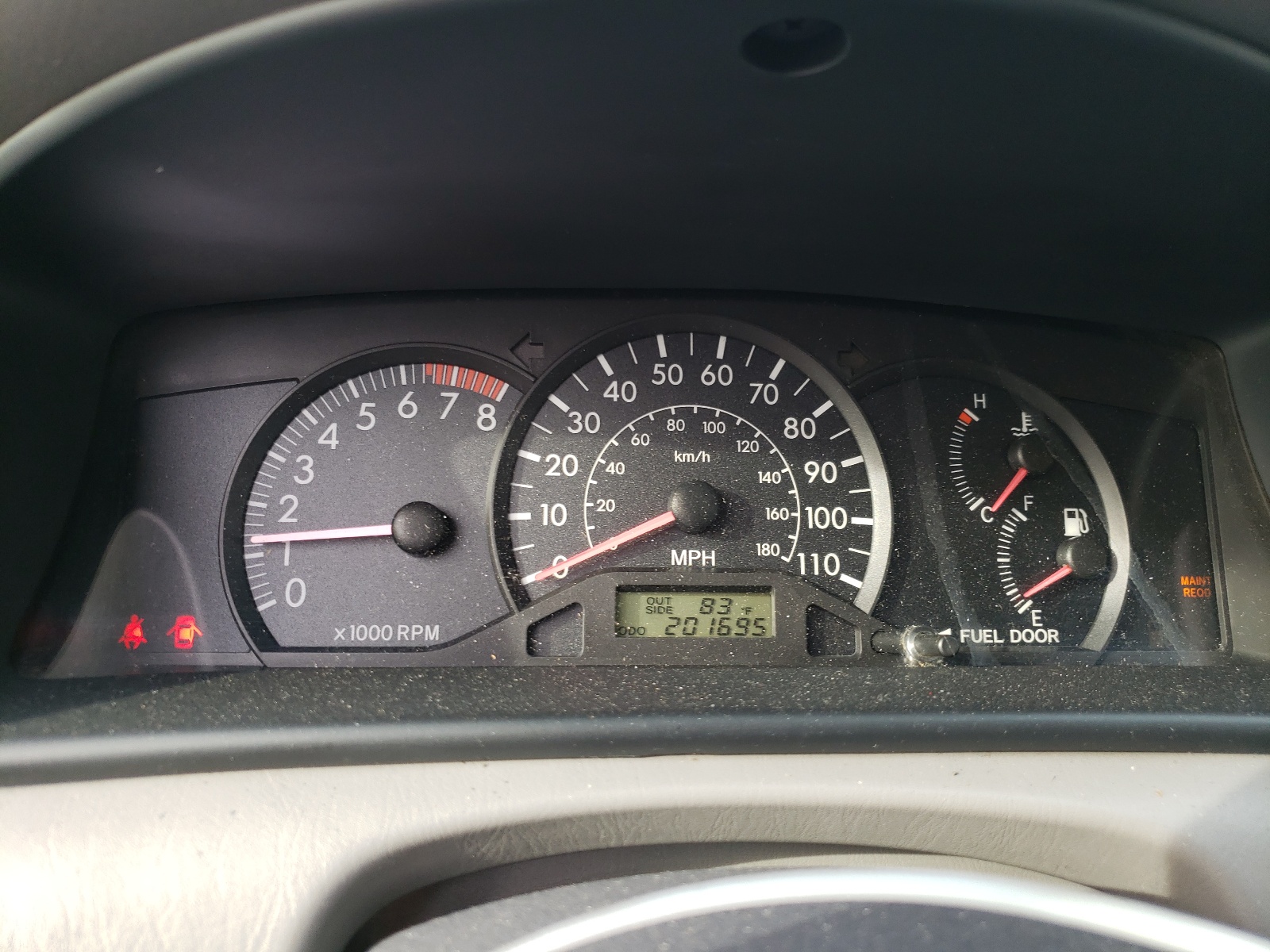 Photo 8 from auction – 2005 TOYOTA COROLLA CE with VIN 1NXBR32E55Z516553