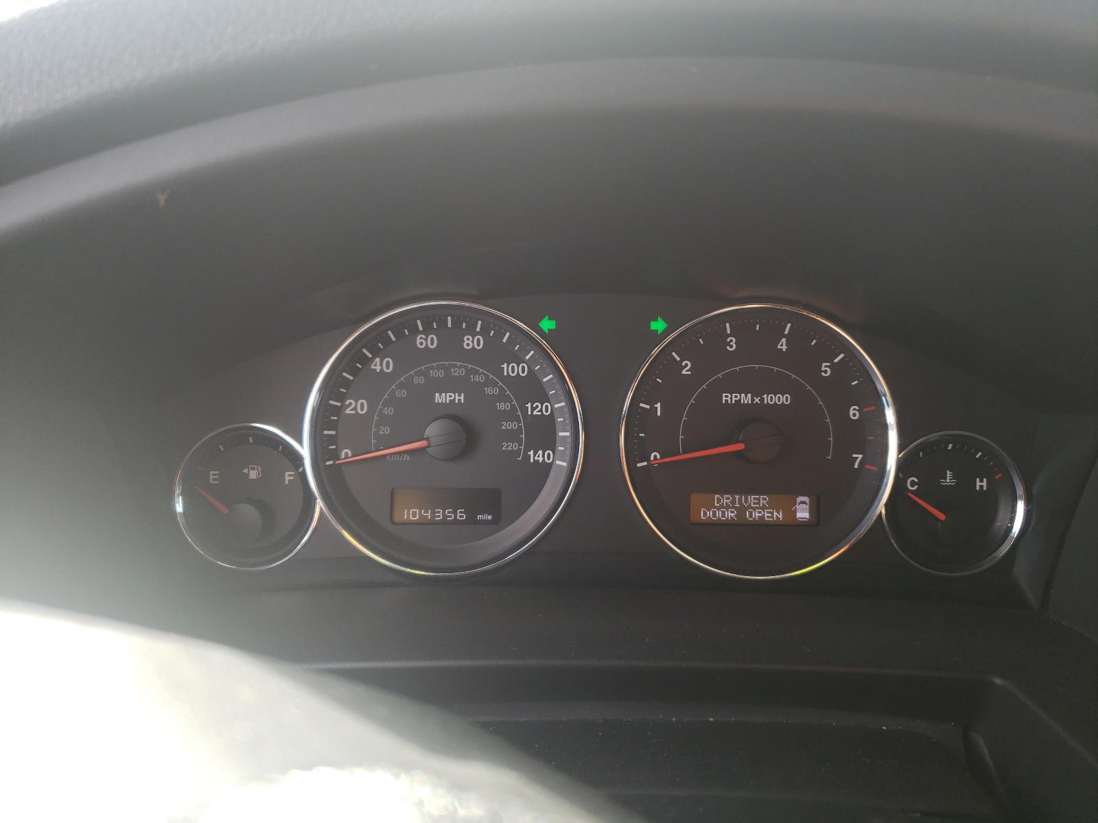Photo 8 from auction – 2008 JEEP COMMANDER with VIN 1J8HG48N48C151223