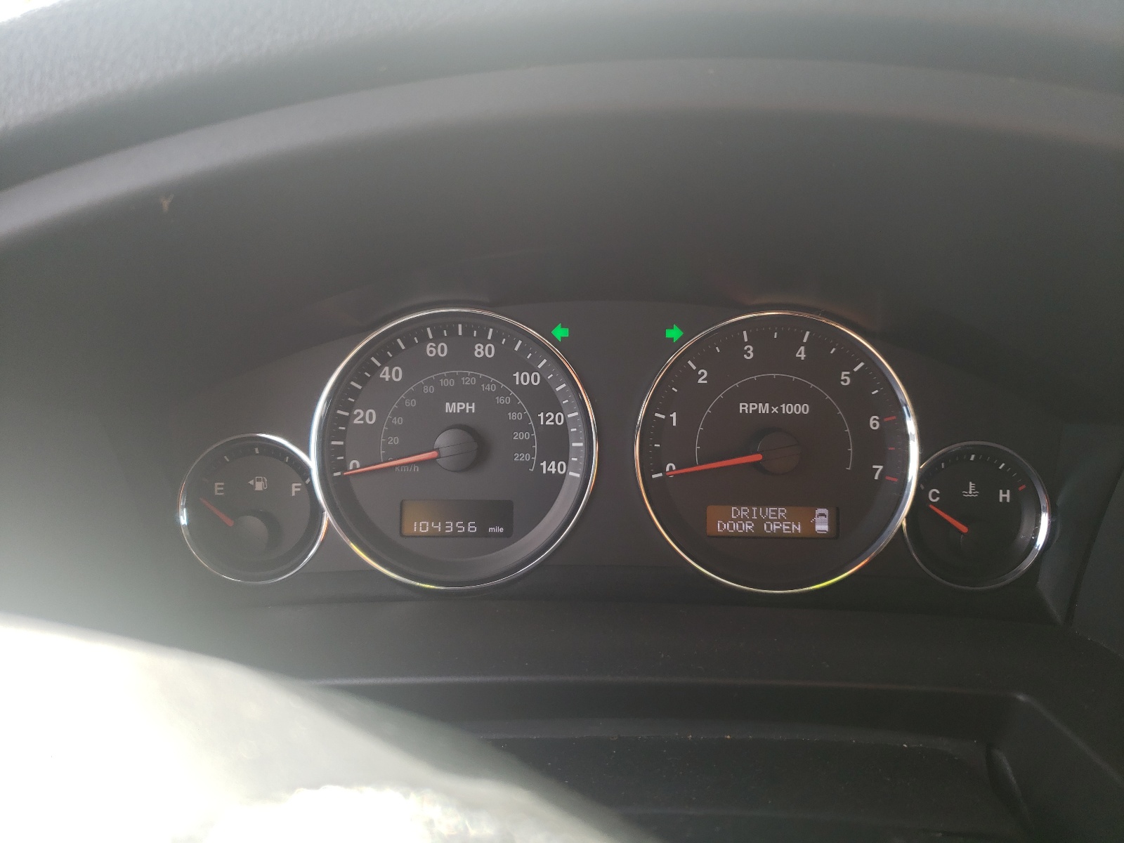 Zdjęcie 8 z aukcji – 2008 JEEP COMMANDER z VIN 1J8HG48N48C151223
