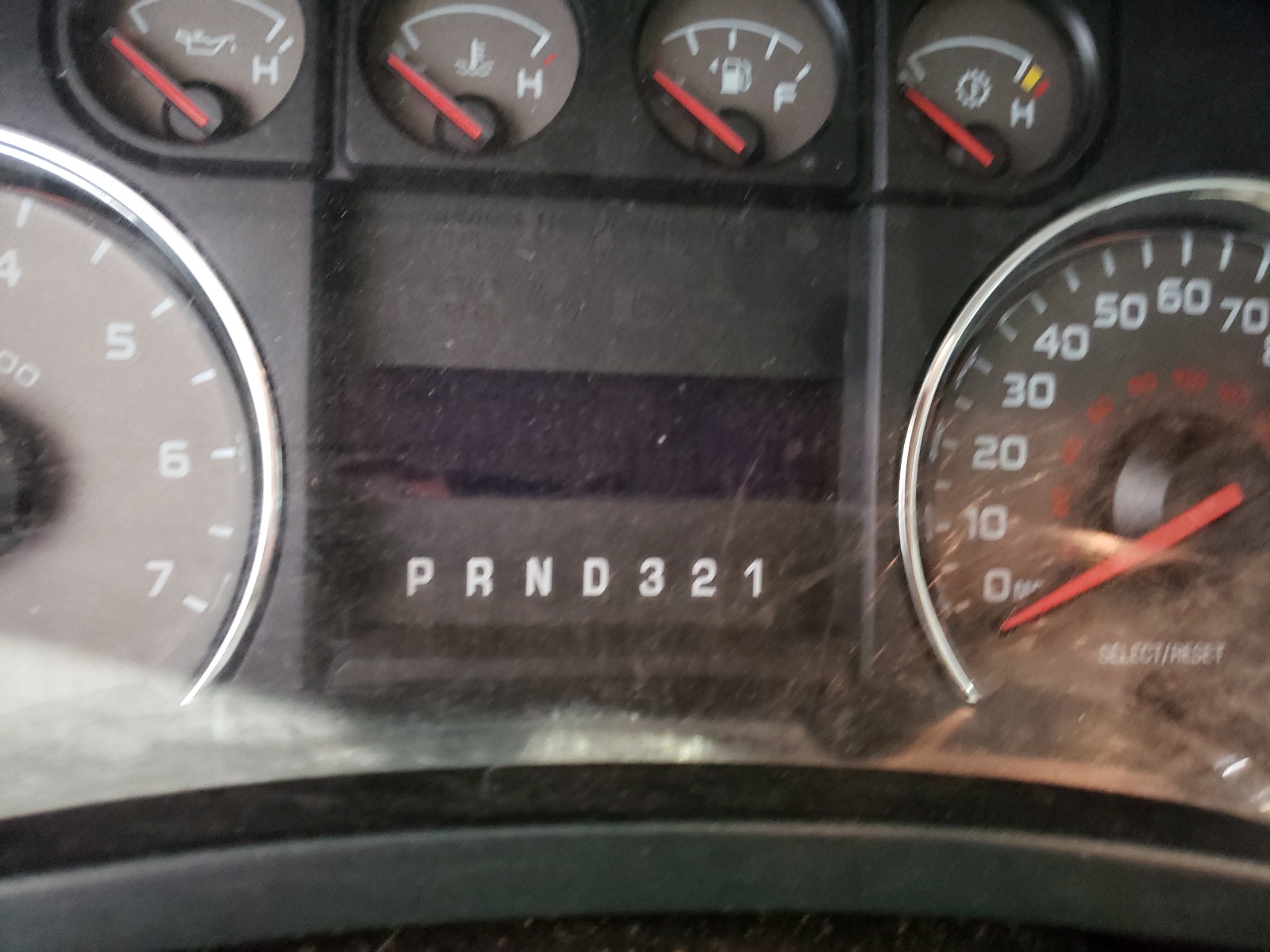 صورة رقم 8 من المزاد - 2010 FORD F150 SUPER مع VIN 1FTFX1EV4AFD51637