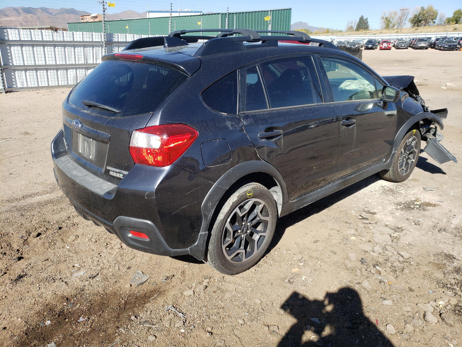 Photo 4 from auction – 2017 SUBARU CROSSTREK with VIN JF2GPADC1H8237177