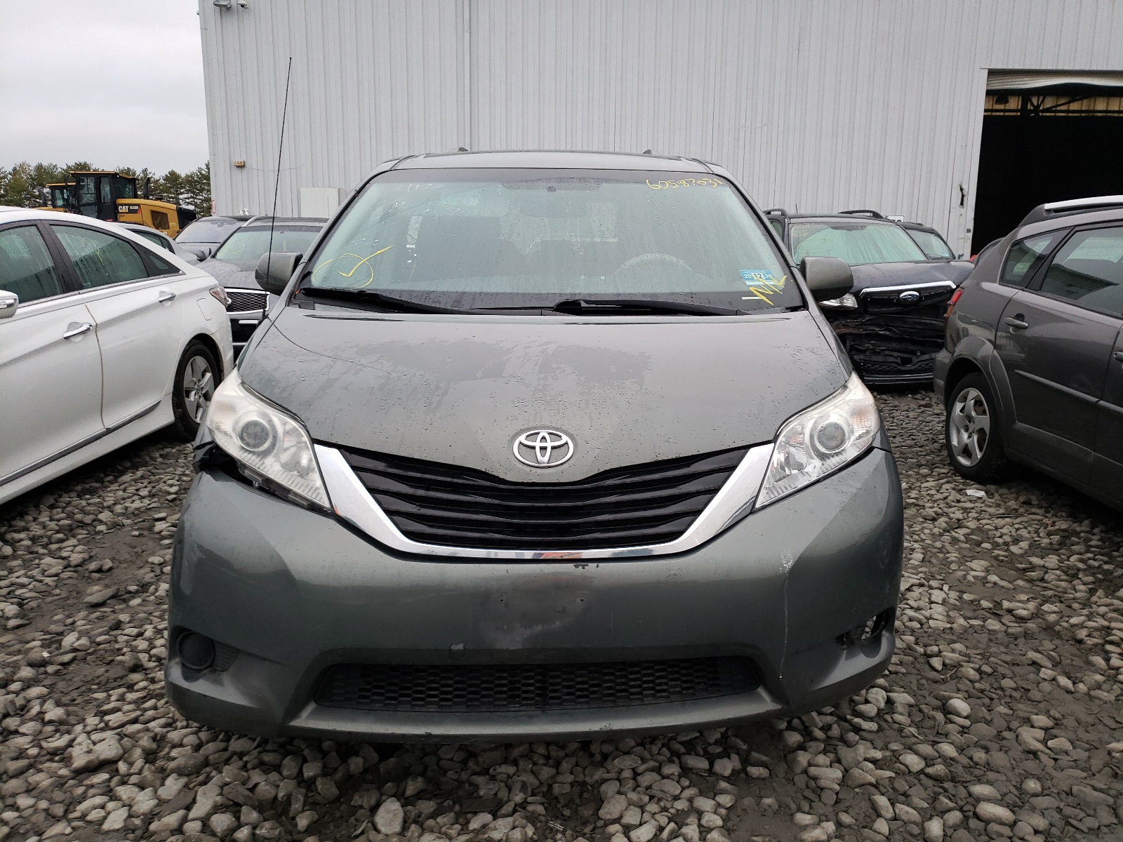 Photo 9 from auction – 2014 TOYOTA SIENNA LE with VIN 5TDKK3DC0ES422072