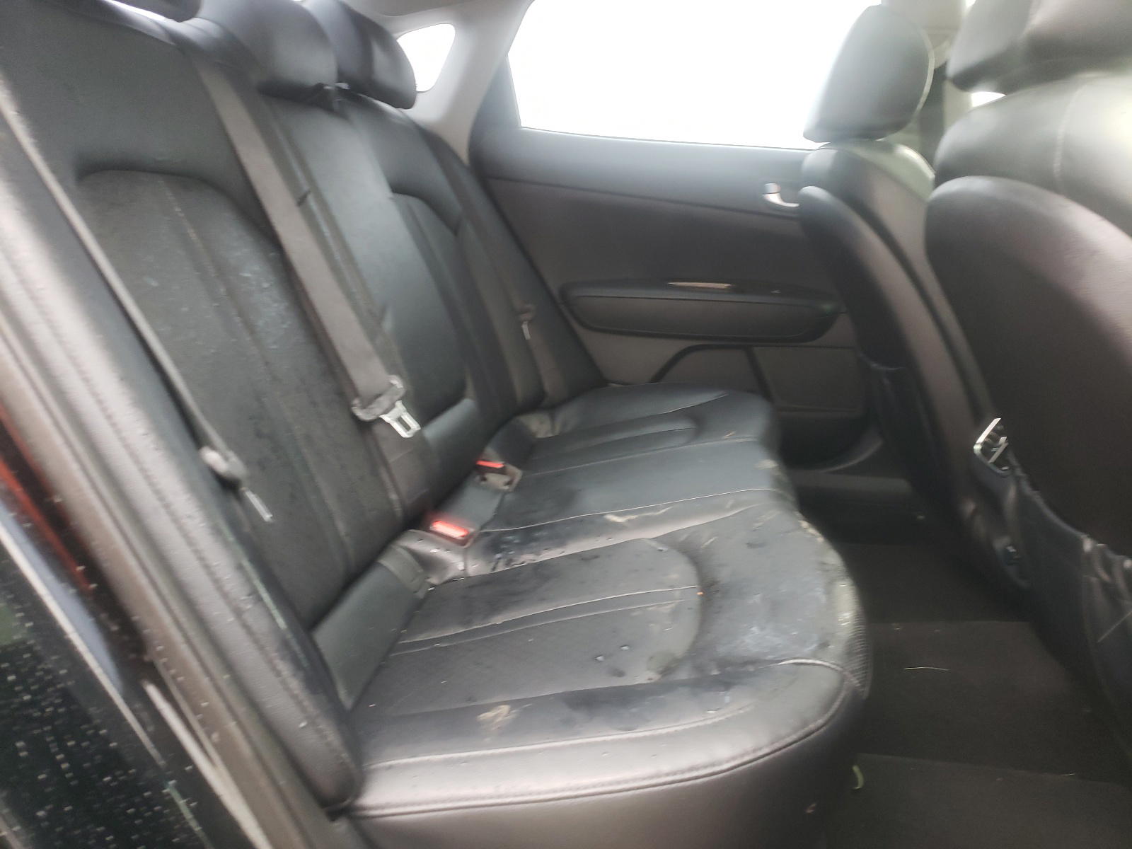 Photo 6 from auction – 2016 KIA OPTIMA EX with VIN 5XXGU4L33GG005086
