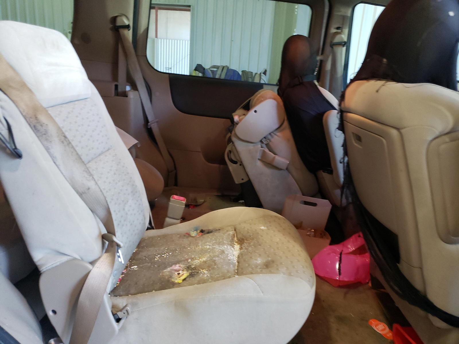 Photo 6 from auction – 2007 CHEVROLET UPLANDER L with VIN 1GNDV23W57D187213