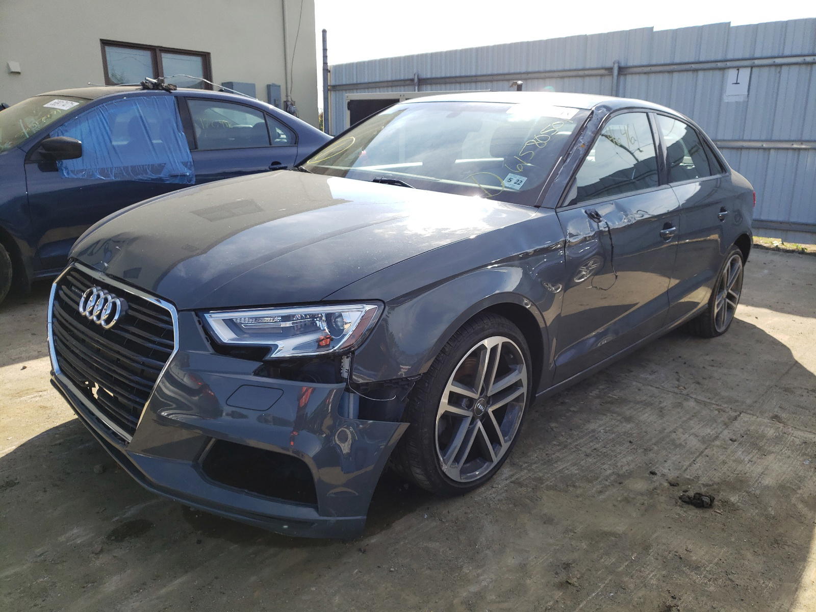 Photo 2 from auction – 2017 AUDI A3 PREMIUM with VIN WAUB8GFFXH1006588