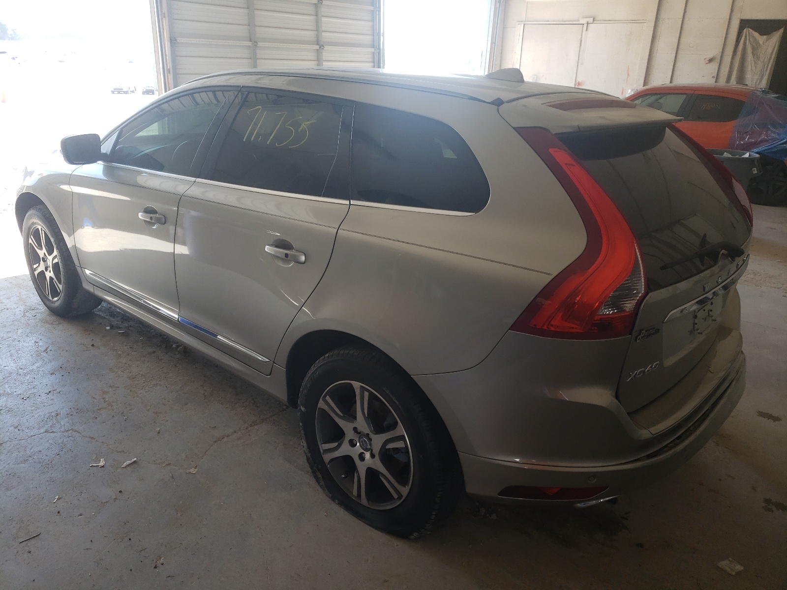 Photo 3 from auction – 2015 VOLVO XC60 T6 PL with VIN YV449MDD5F2625550