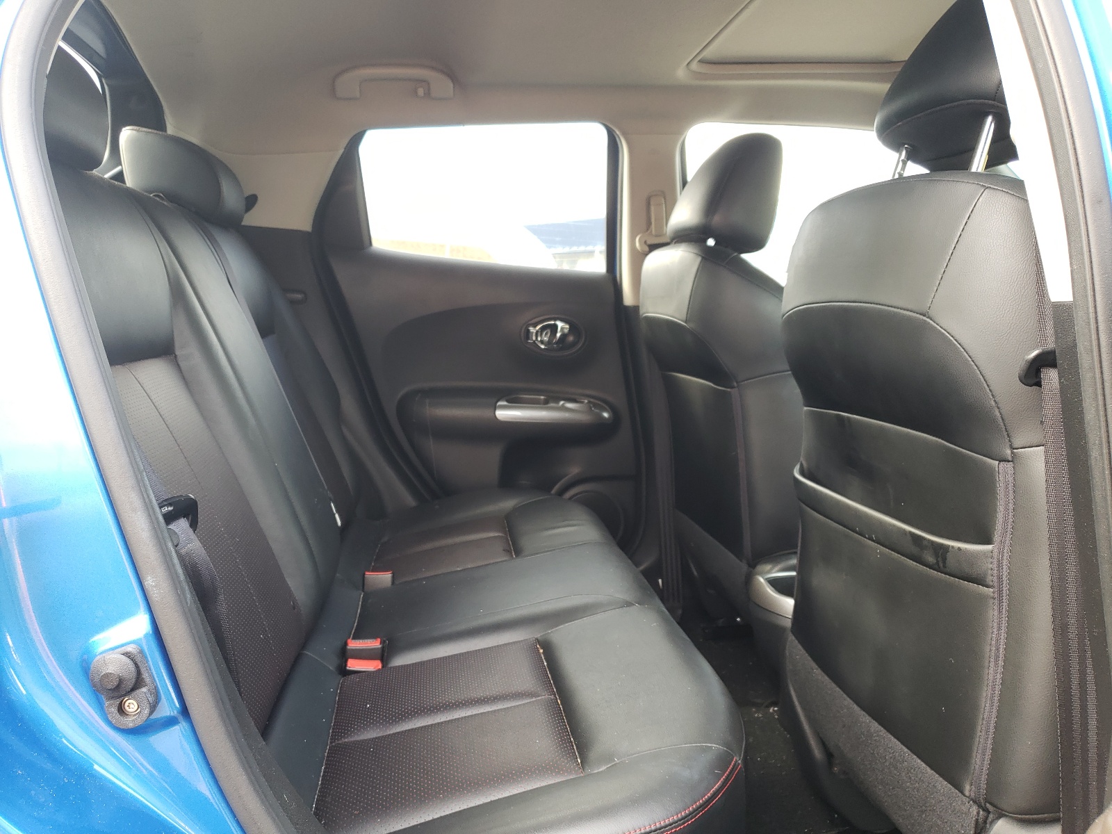 Photo 6 from auction – 2012 NISSAN JUKE S with VIN JN8AF5MV8CT119959