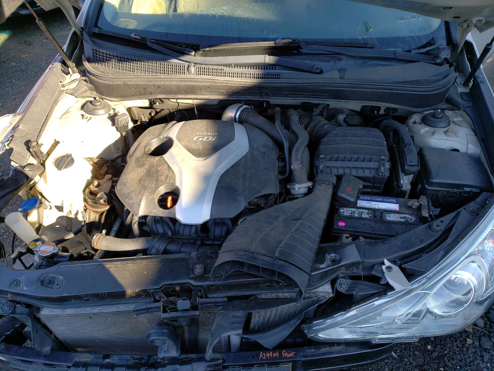 Photo 7 from auction – 2011 HYUNDAI SONATA with VIN 5NPEC4AB6BH233357