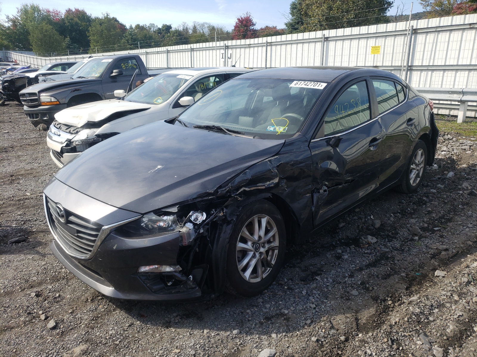 Photo 2 from auction – 2016 MAZDA 3 SPORT with VIN 3MZBM1U75GM321756