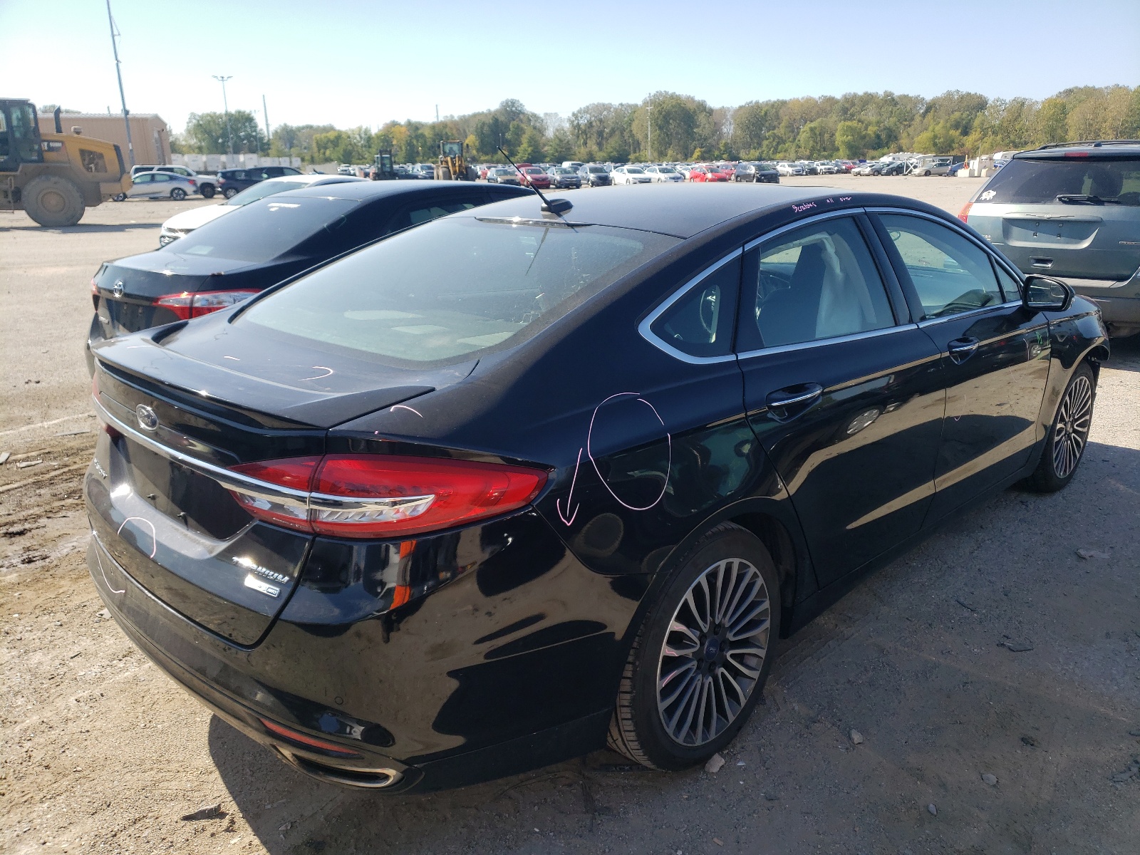 Photo 4 from auction – 2018 FORD FUSION TIT with VIN 3FA6P0D90JR132598