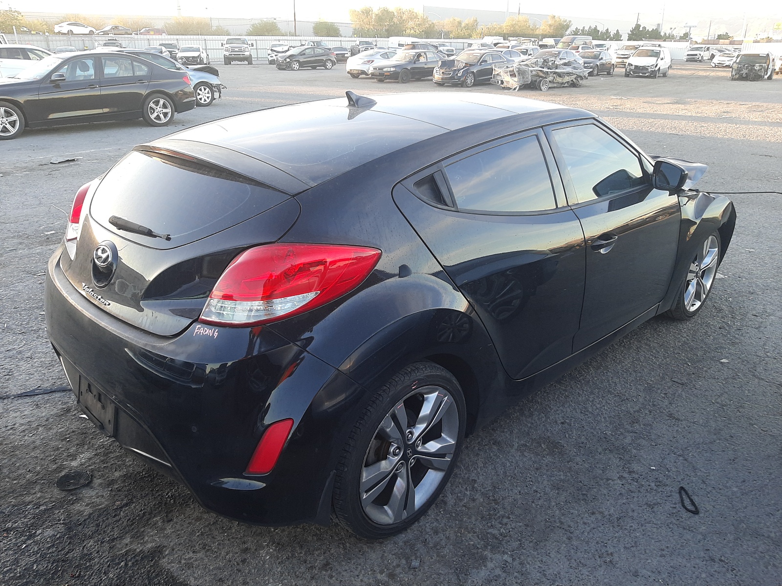 Photo 4 from auction – 2013 HYUNDAI VELOSTER with VIN KMHTC6AD9DU141068