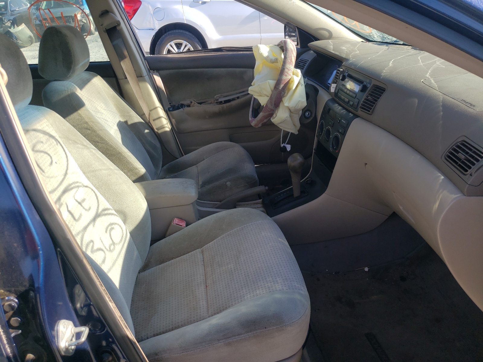 Photo 5 from auction – 2005 TOYOTA COROLLA CE with VIN 1NXBR32E65Z492151