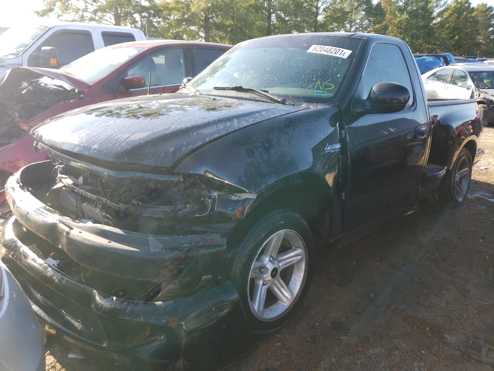 Photo 2 from auction – 2003 FORD F150 SVT L with VIN 2FTRF07373CA47089