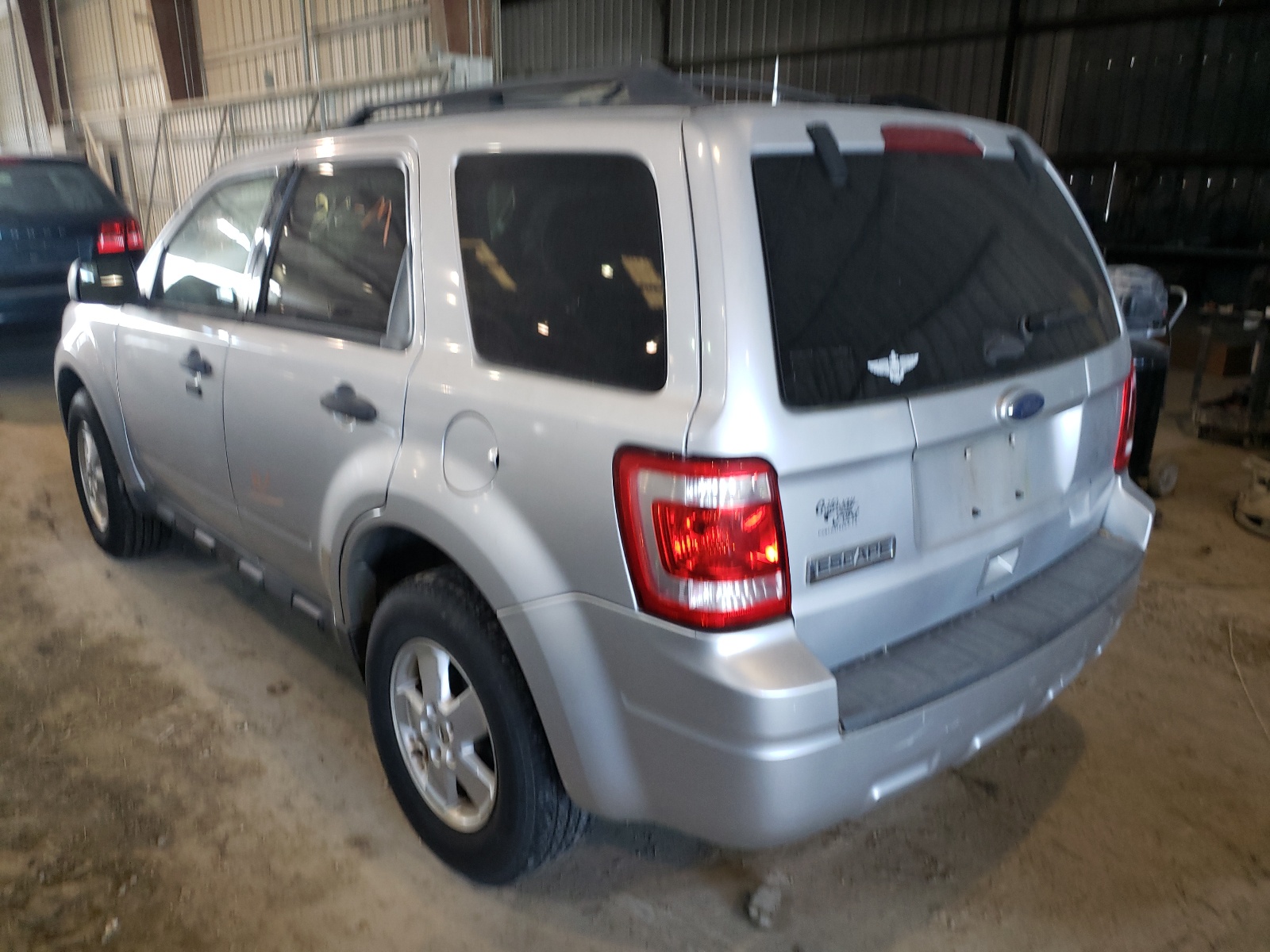 Zdjęcie 16 z aukcji – 2011 FORD ESCAPE XLT z VIN 1FMCU0D78BKA85942