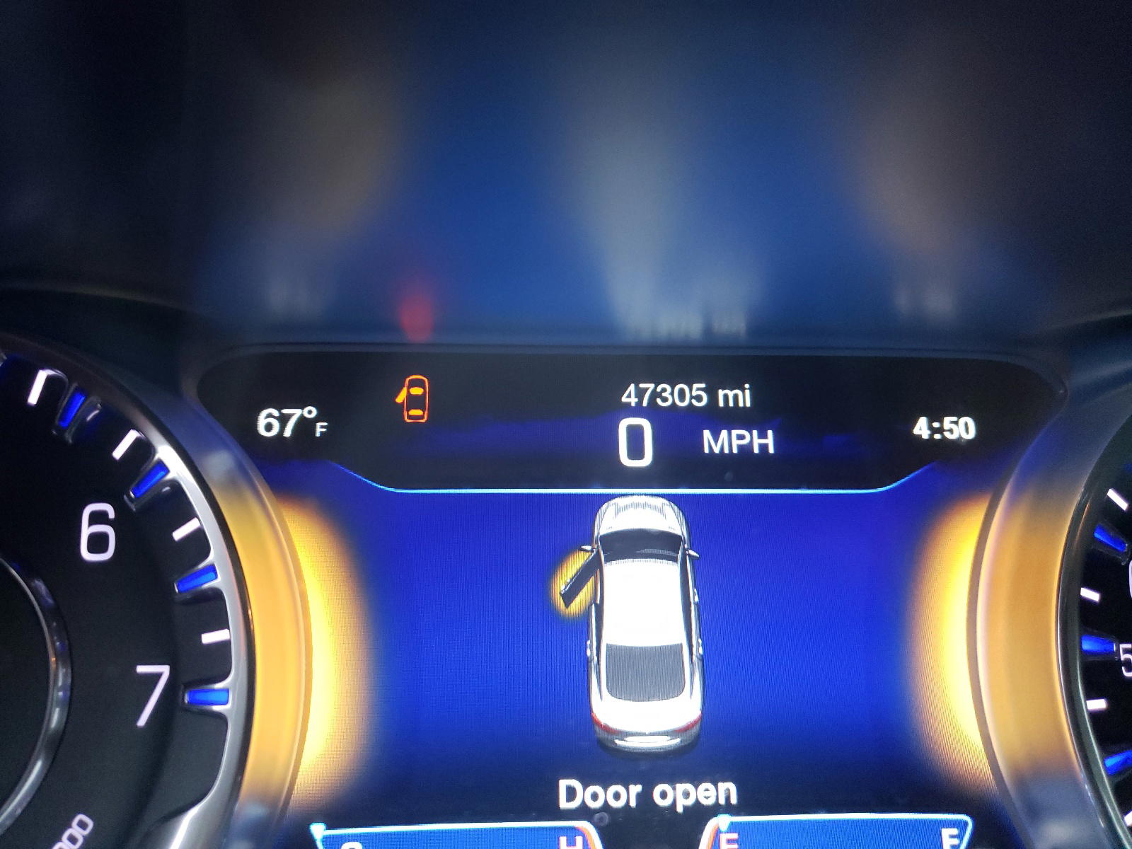 Photo 8 from auction – 2016 CHRYSLER 200 C with VIN 1C3CCCCGXGN105192