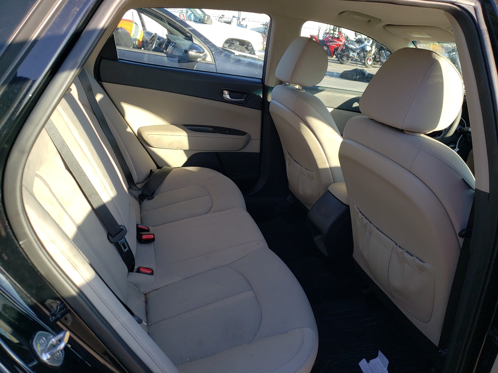 Photo 6 from auction – 2016 KIA OPTIMA LX with VIN 5XXGT4L36GG098947