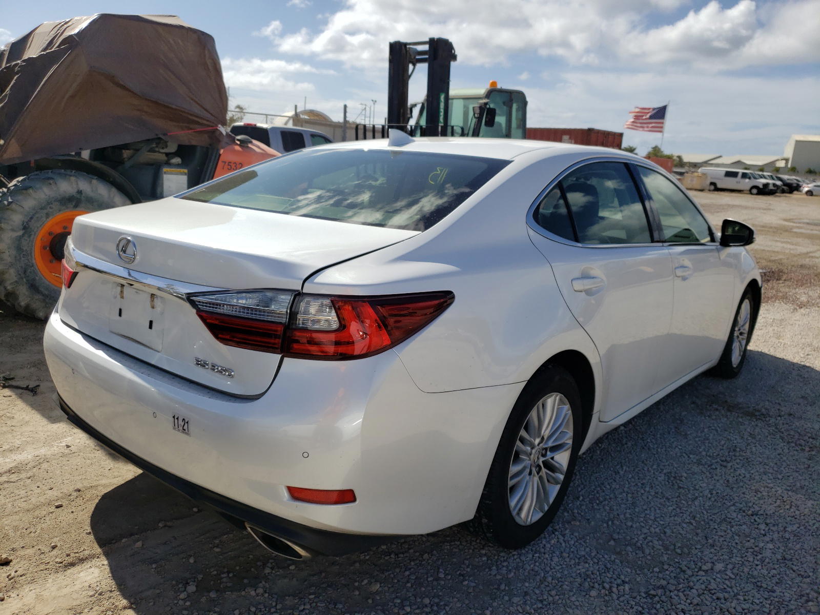 Photo 4 from auction – 2016 LEXUS ES 350 with VIN JTHBK1GG3G2225909