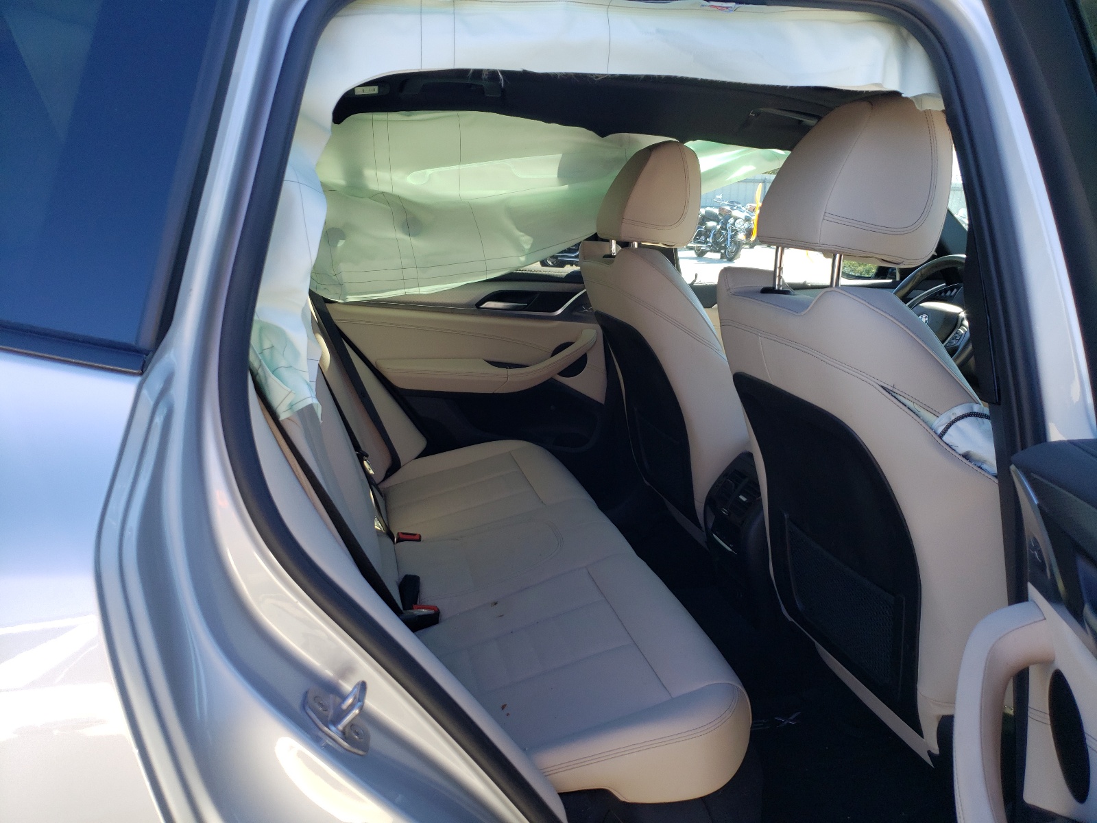 Photo 6 from auction – 2018 BMW X3 XDRIVE3 with VIN 5UXTR9C57JLD61225