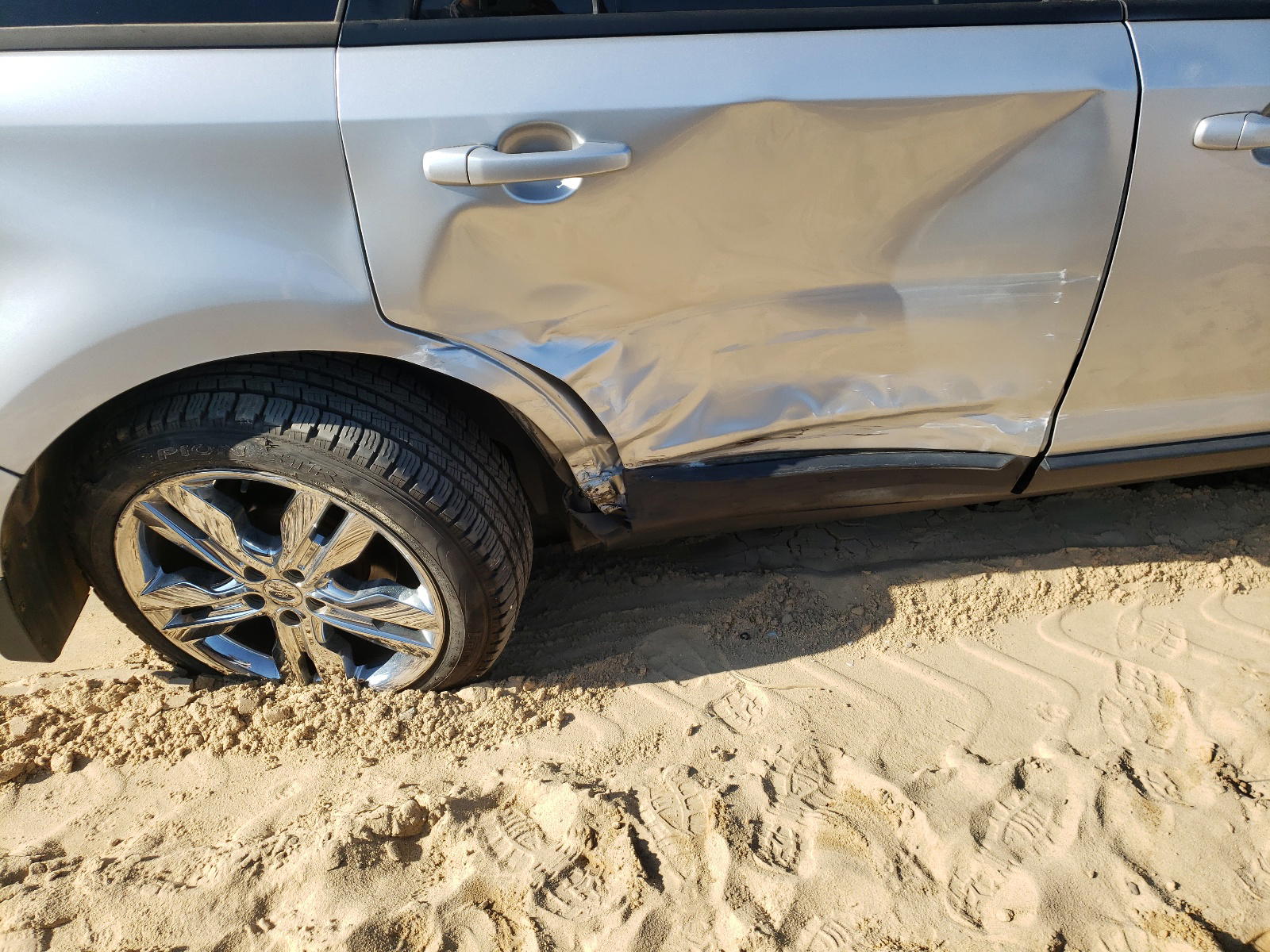 Photo 9 from auction – 2012 FORD EDGE SEL with VIN 2FMDK4JCXCBA61737