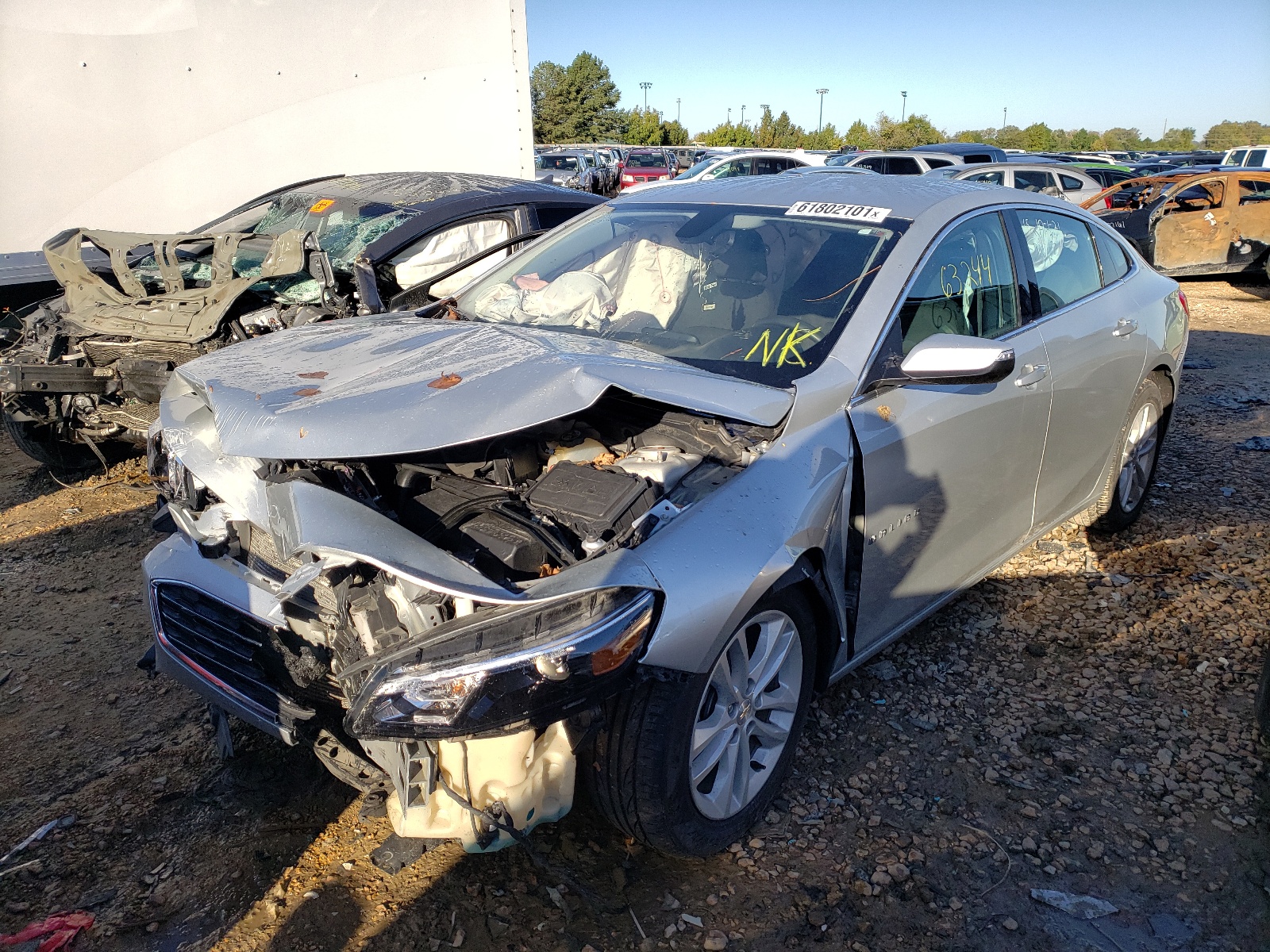 Photo 2 from auction – 2018 CHEVROLET MALIBU LT with VIN 1G1ZD5ST6JF174758