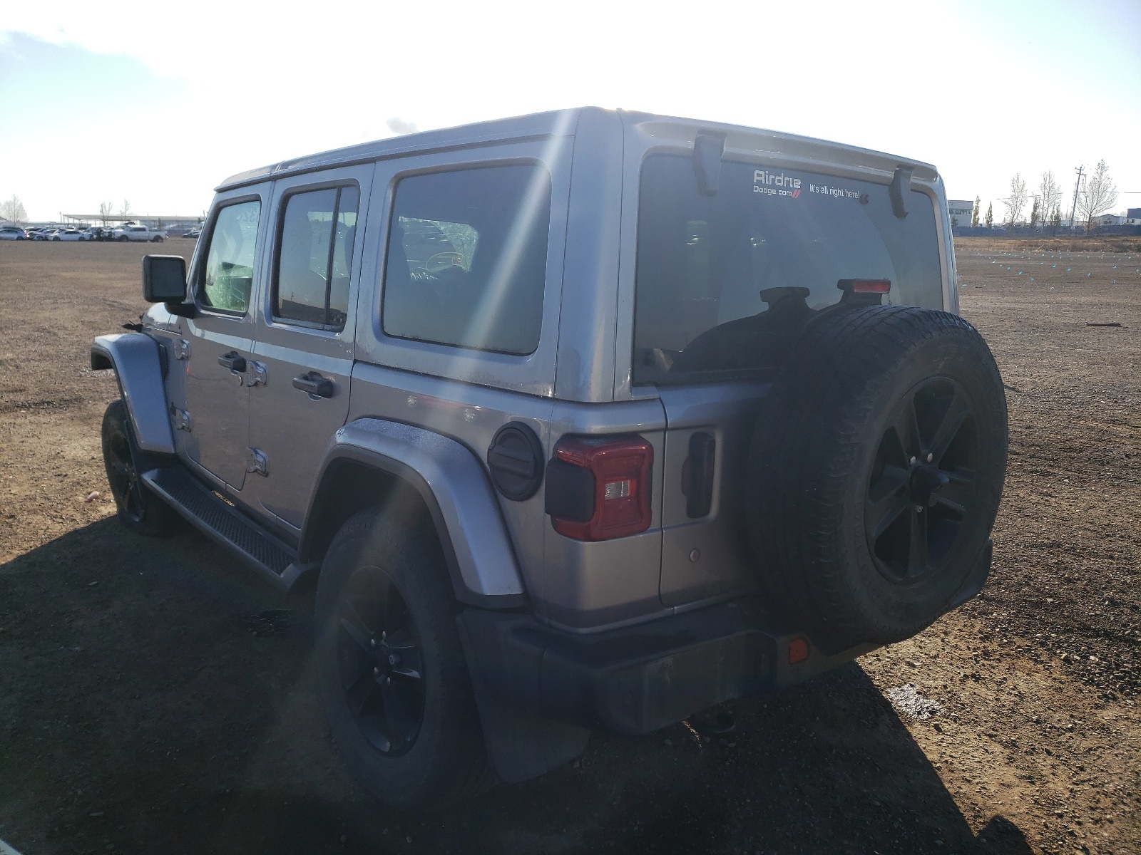 Photo 3 from auction – 2019 JEEP WRANGLER U with VIN 1C4HJXEG7KW667470
