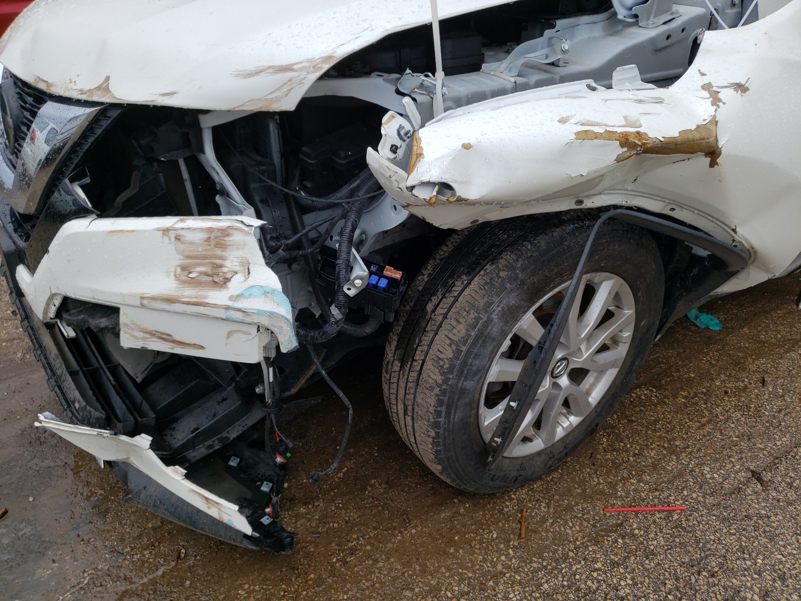 Photo 9 from auction – 2018 NISSAN ROGUE S with VIN KNMAT2MV5JP536867