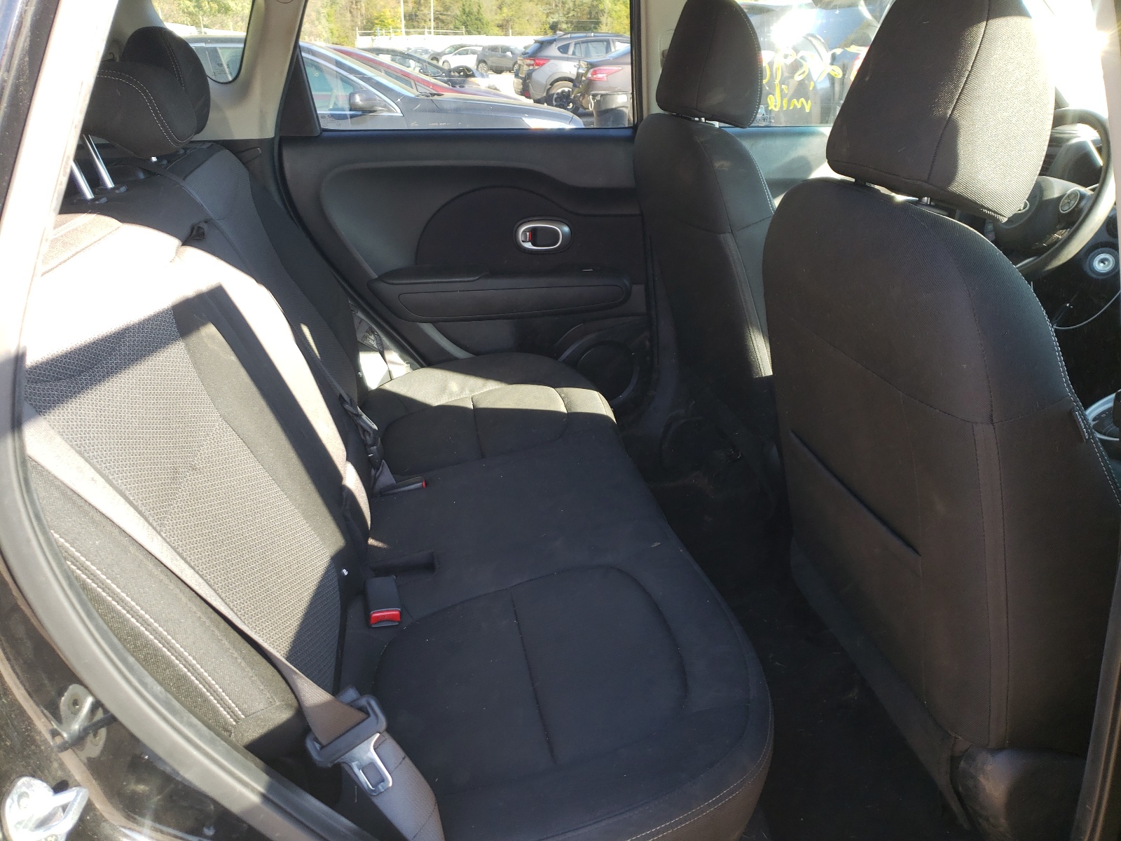 Zdjęcie 6 z aukcji – 2019 KIA SOUL + z VIN KNDJP3A53K7648874