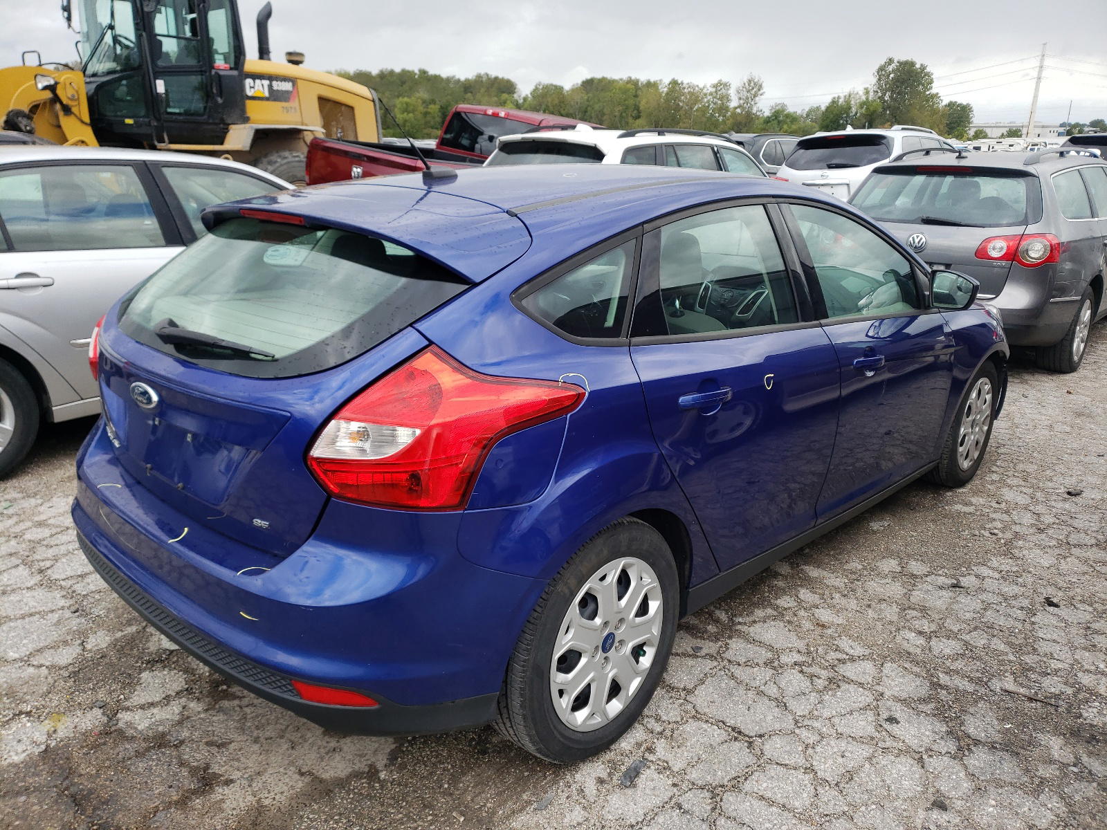 Photo 4 from auction – 2012 FORD FOCUS SE with VIN 1FAHP3K26CL313187