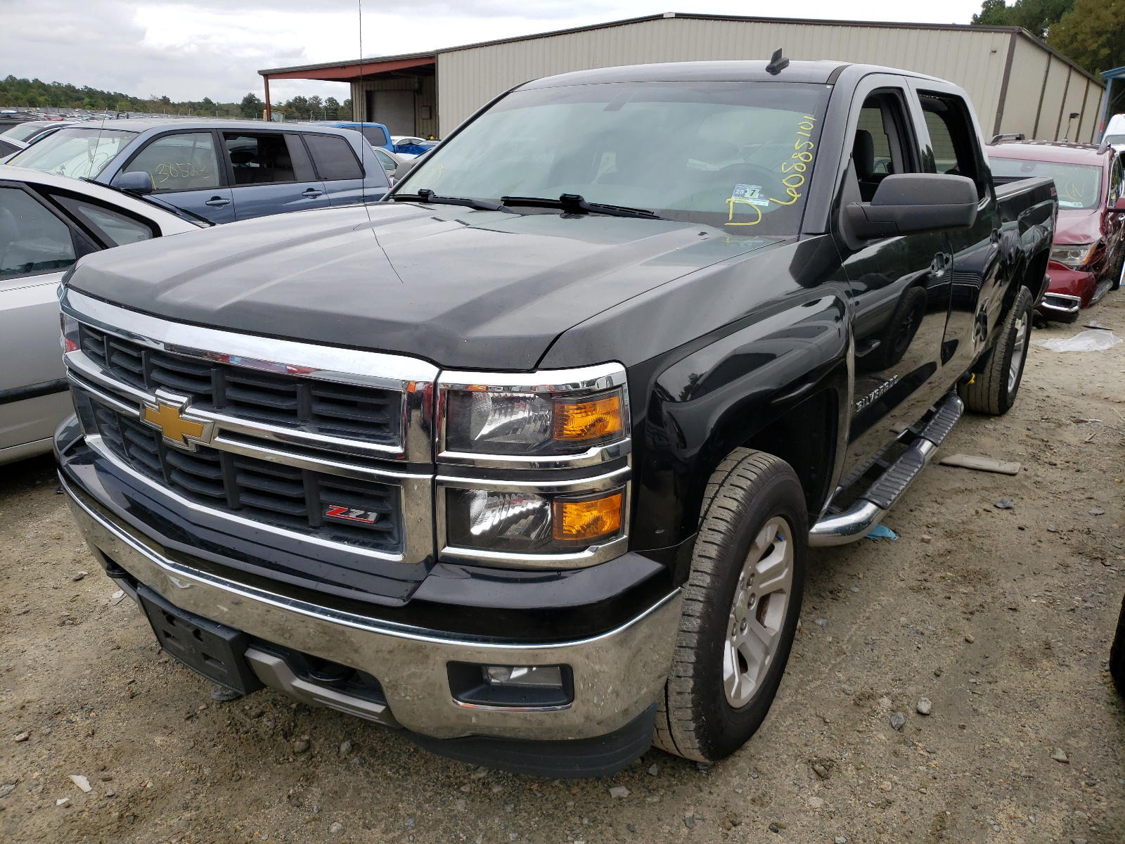 Photo 2 from auction – 2014 CHEVROLET SILVERADO with VIN 3GCUKREC0EG295591