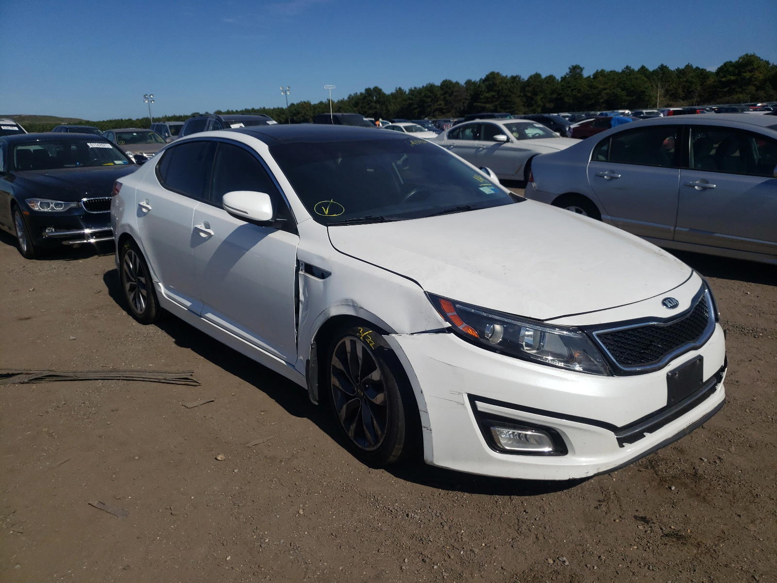 KIA OPTIMA SX 2015 with VIN 5XXGR4A69FG469853 - Photo from auction