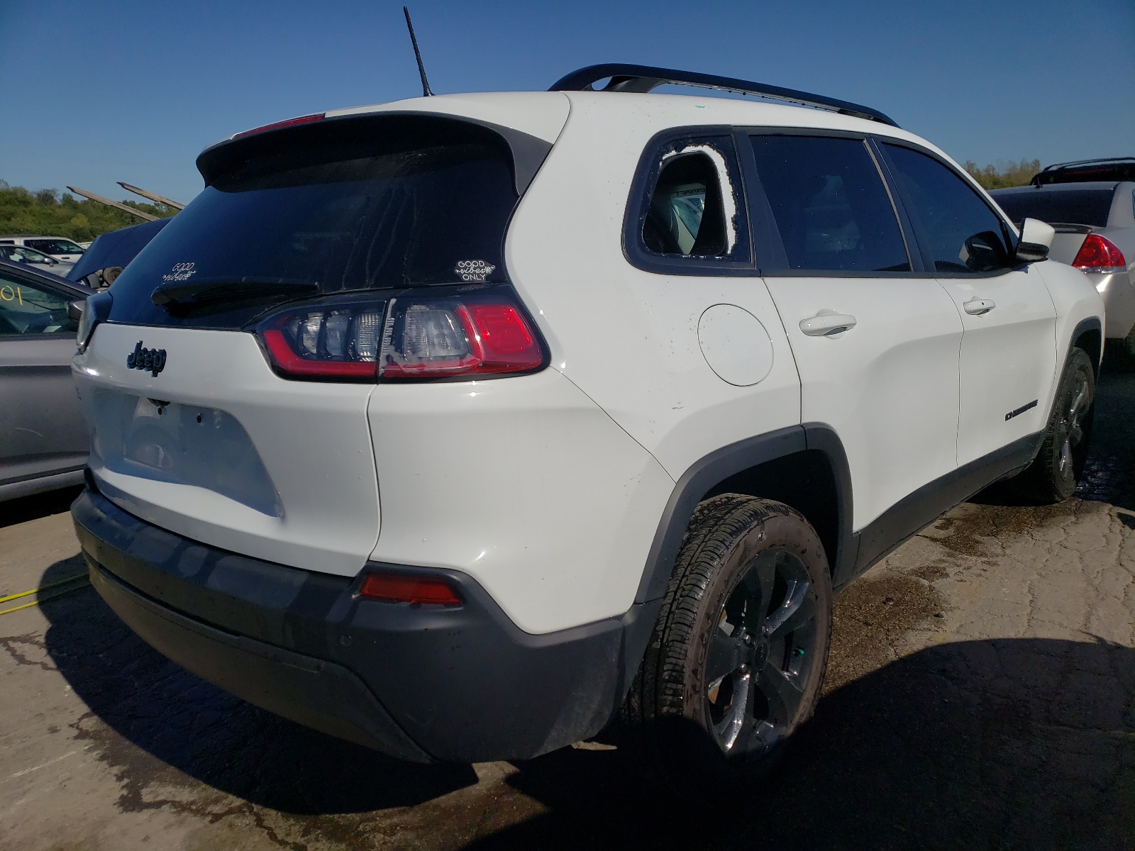 Photo 4 from auction – 2021 JEEP CHEROKEE L with VIN 1C4PJLLB6MD135010