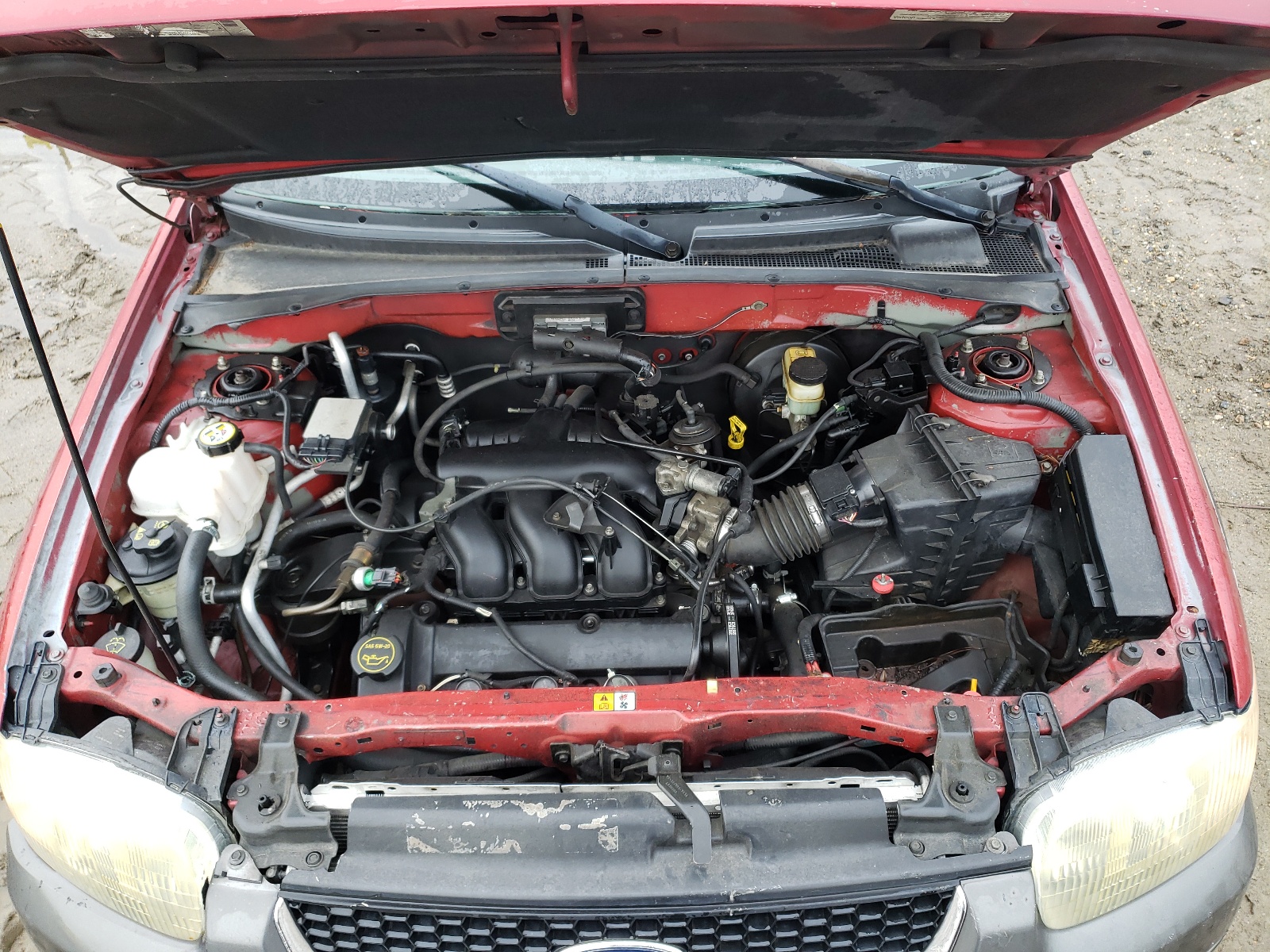 Photo 7 from auction – 2003 FORD ESCAPE XLT with VIN 1FMCU931X3KC35357