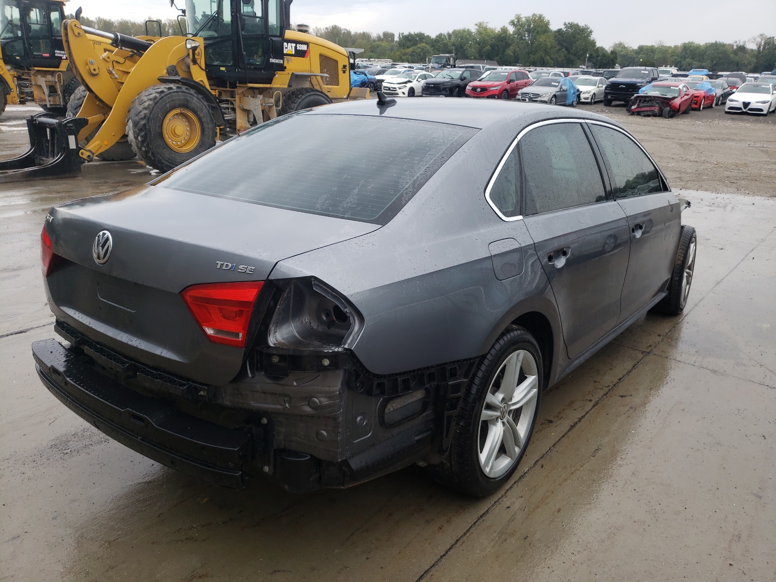 Photo 4 from auction – 2014 VOLKSWAGEN PASSAT SE with VIN 1VWBN7A36EC078149