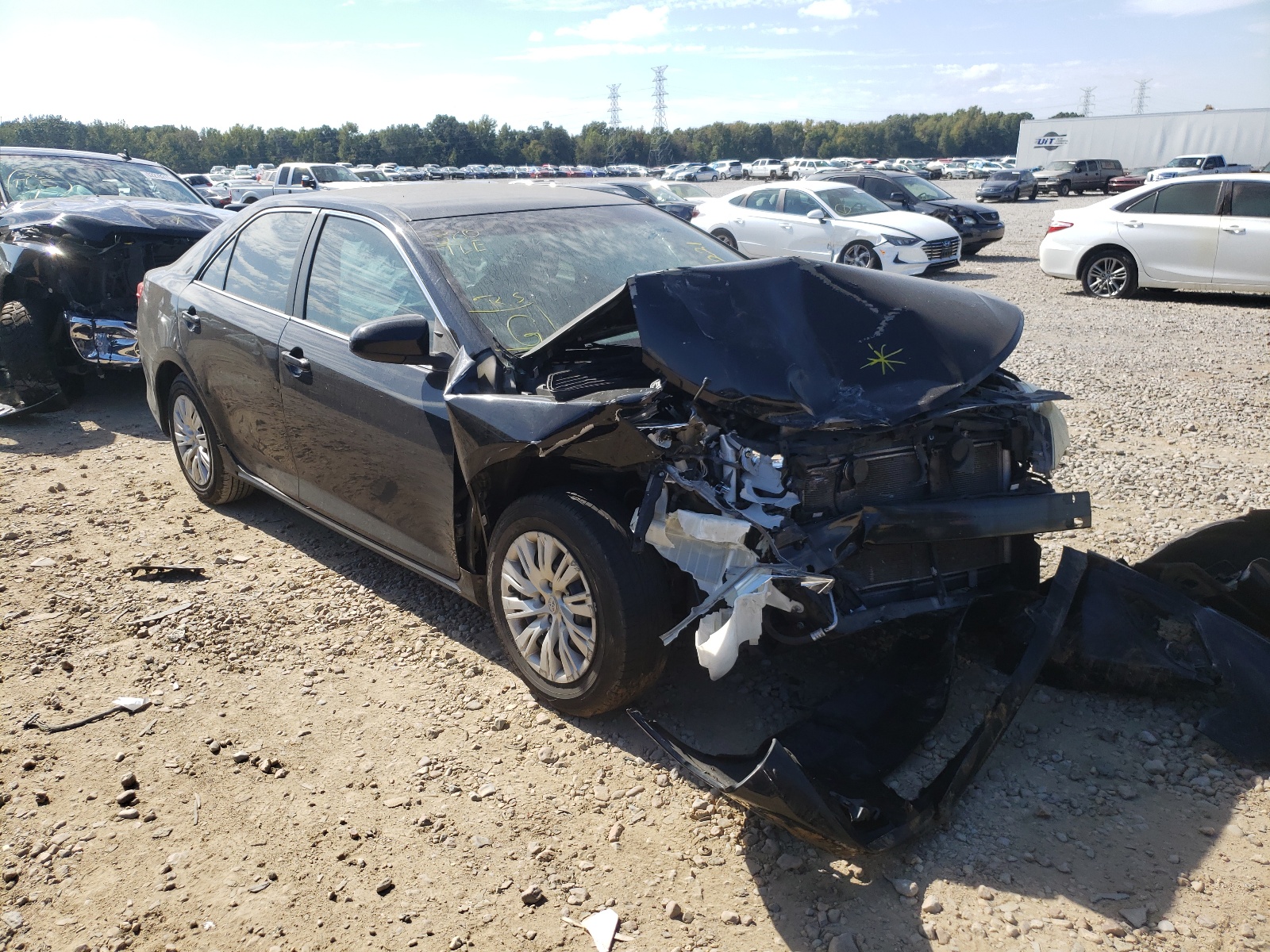 Photo 1 from auction – 2014 TOYOTA CAMRY L with VIN 4T4BF1FK2ER348258