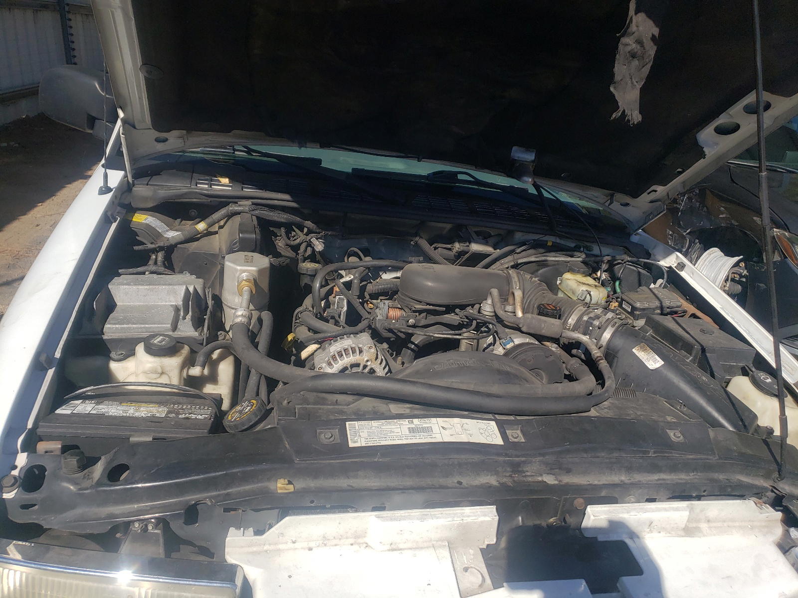 Photo 7 from auction – 2002 CHEVROLET BLAZER with VIN 1GNDT13W62K166018