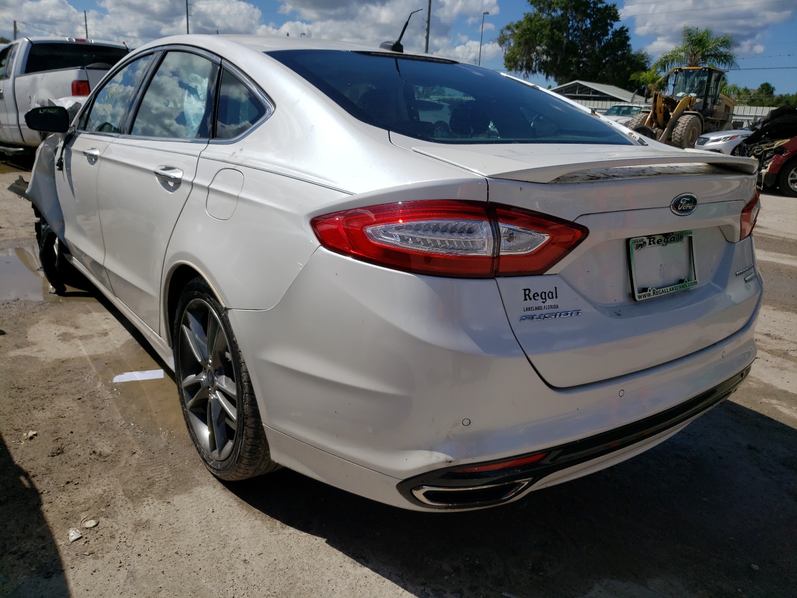 Photo 3 from auction – 2015 FORD FUSION TIT with VIN 3FA6P0K97FR178066