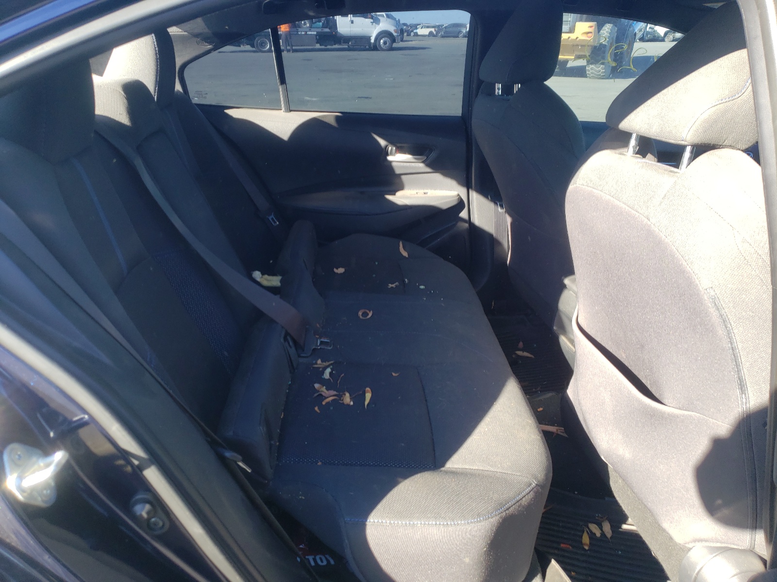 Photo 6 from auction – 2020 TOYOTA COROLLA SE with VIN 5YFS4RCE0LP012068