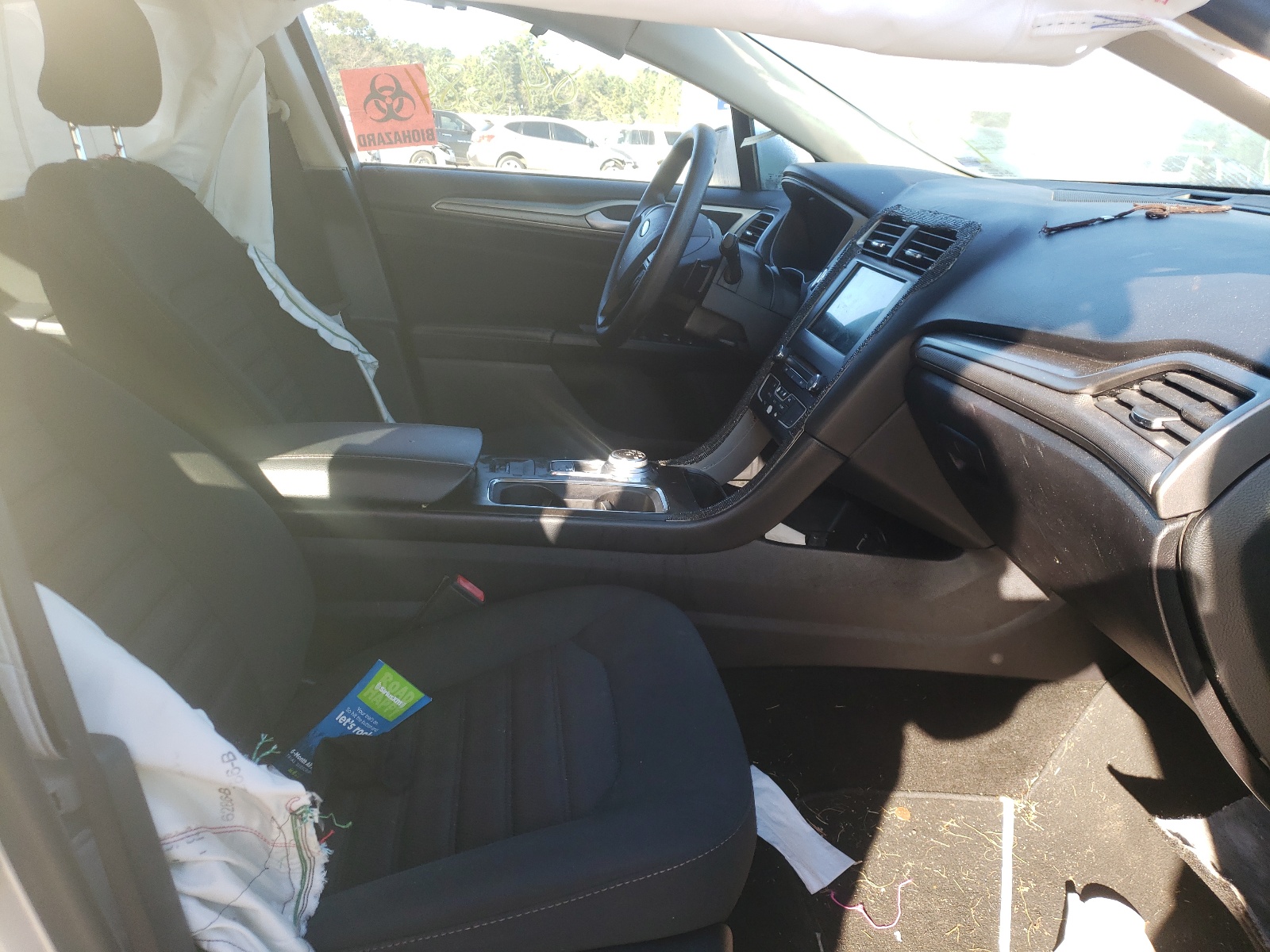 Photo 5 from auction – 2018 FORD FUSION SE with VIN 3FA6P0HD4JR228815