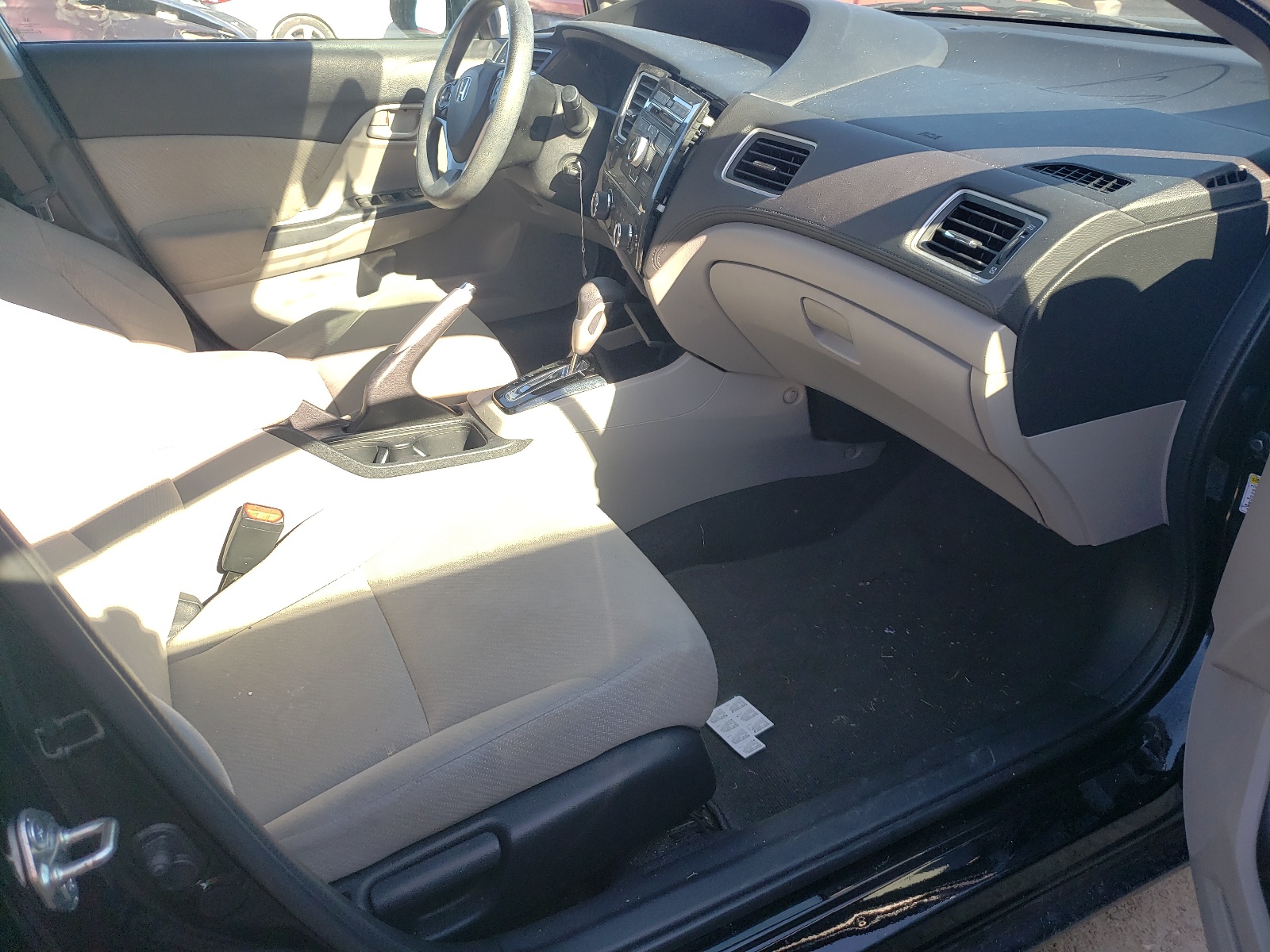 Photo 5 from auction – 2013 HONDA CIVIC LX with VIN 19XFB2F51DE072874