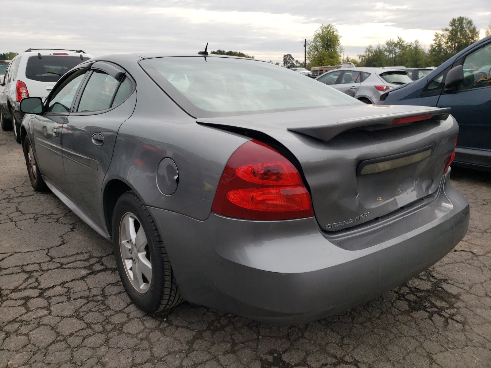 Photo 3 from auction – 2008 PONTIAC GRAND PRIX with VIN 2G2WP552881181656