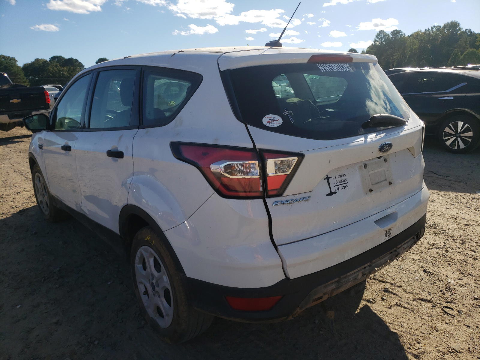 Photo 3 from auction – 2017 FORD ESCAPE S with VIN 1FMCU0F70HUC84543