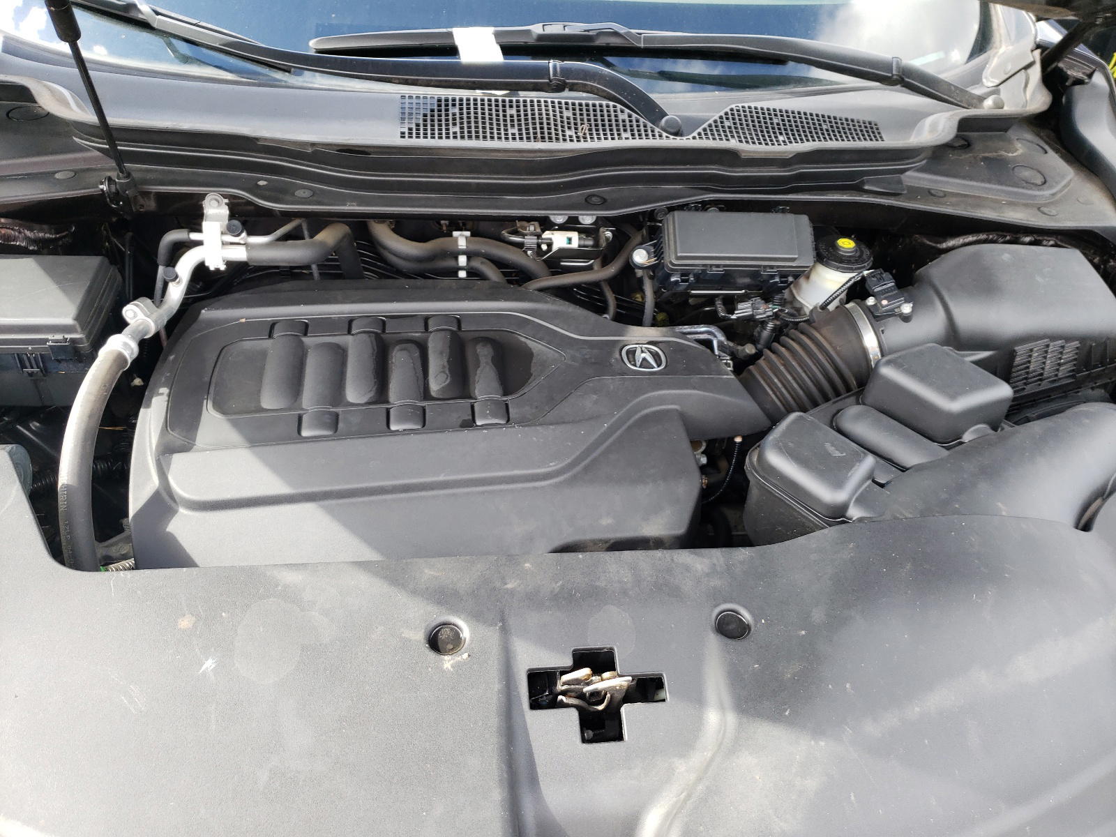 Photo 7 from auction – 2017 ACURA MDX TECHNO with VIN 5FRYD4H55HB040293