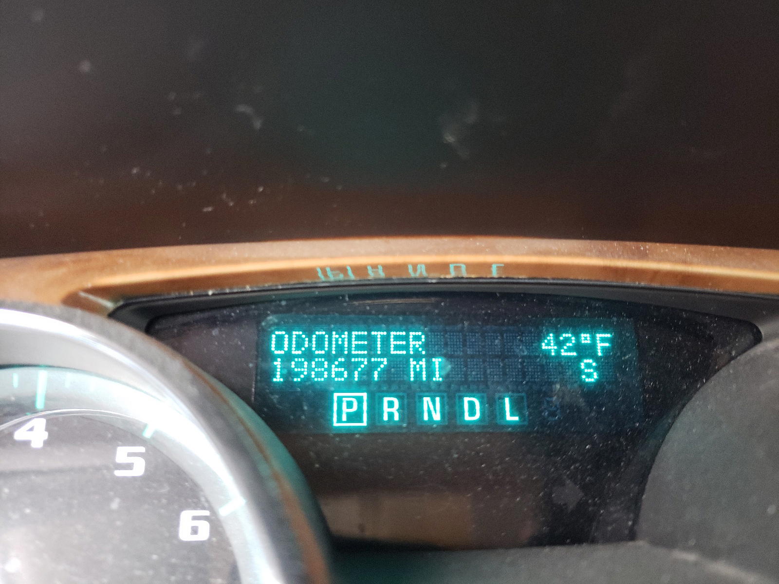Photo 8 from auction – 2009 BUICK ENCLAVE CX with VIN 5GAEV23D09J136638