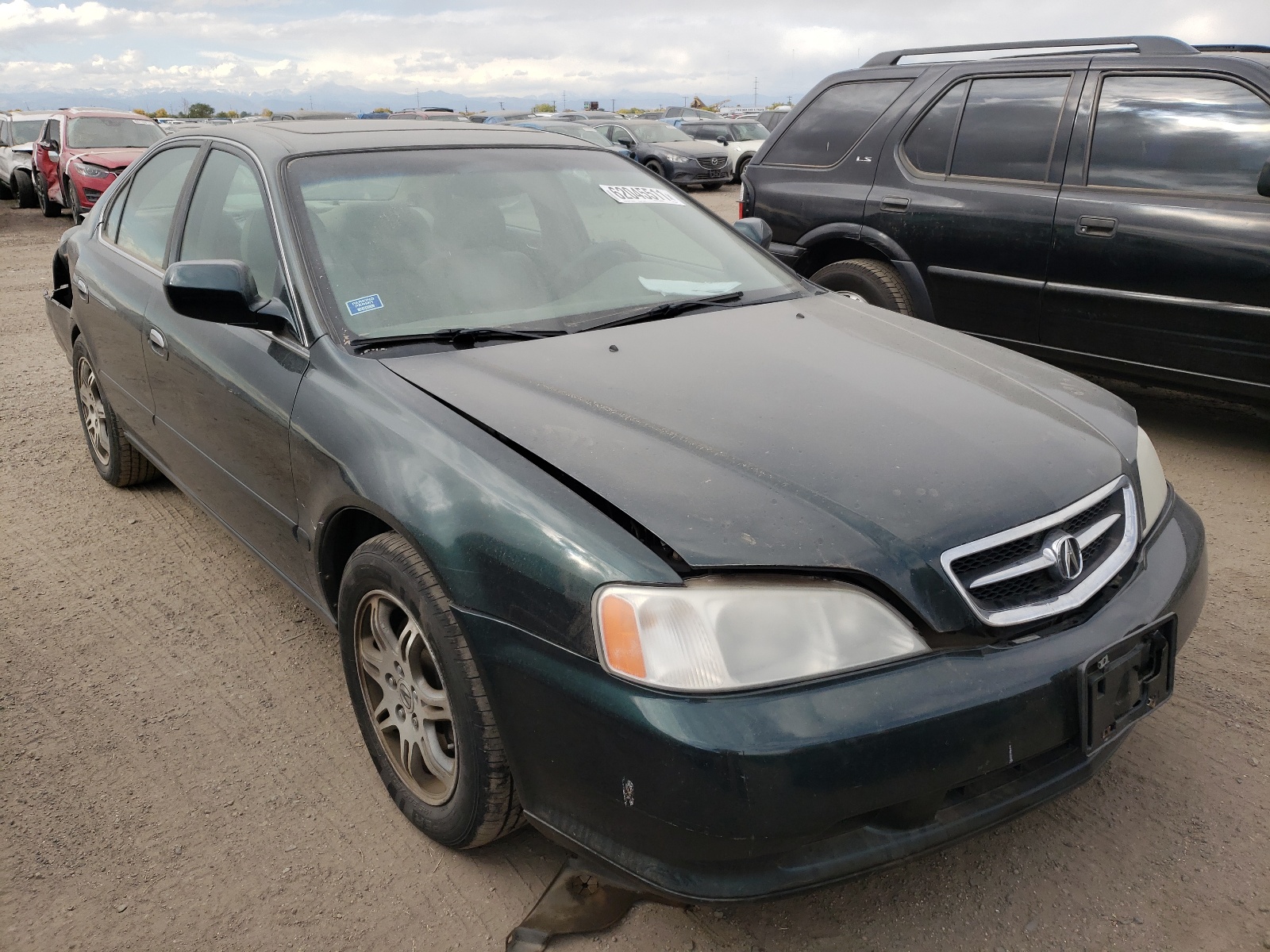 ACURA 3.2TL 2000 with VIN 19UUA566XYA066098 - Photo from auction