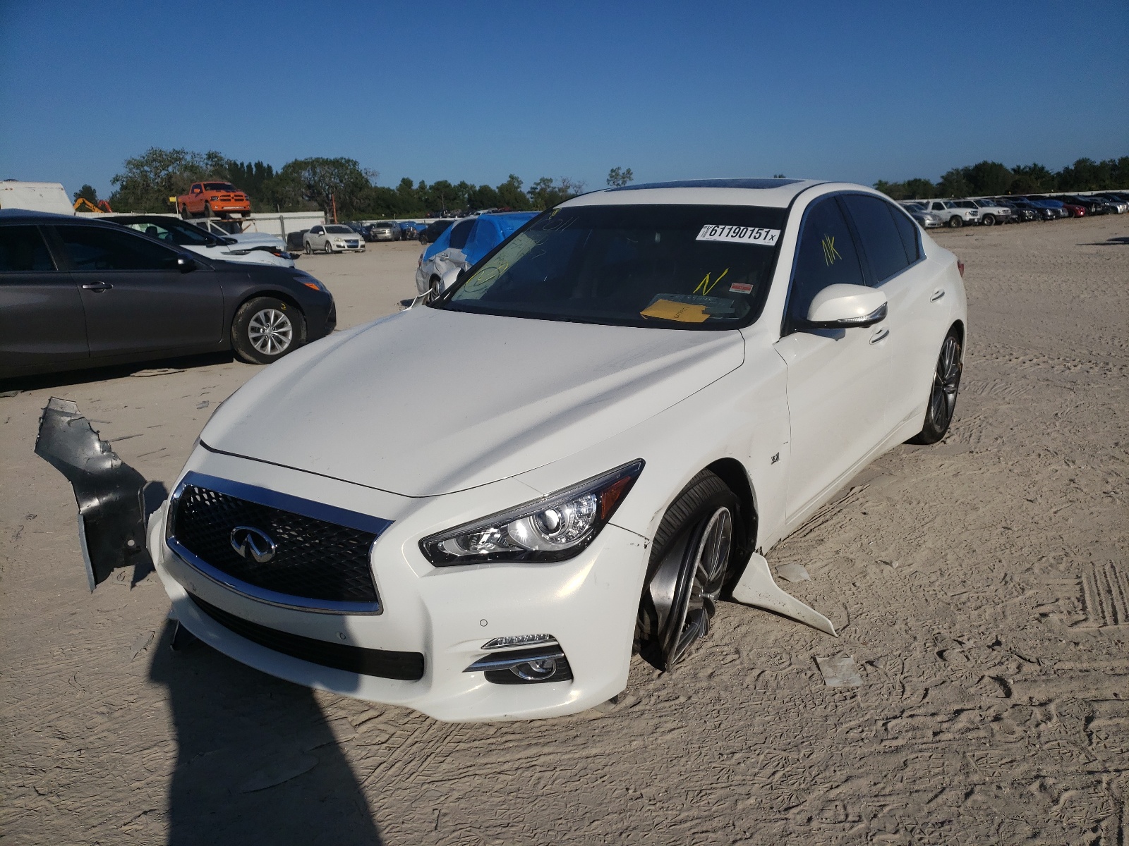 Photo 2 from auction – 2014 INFINITI Q50 BASE with VIN JN1BV7AR2EM696220